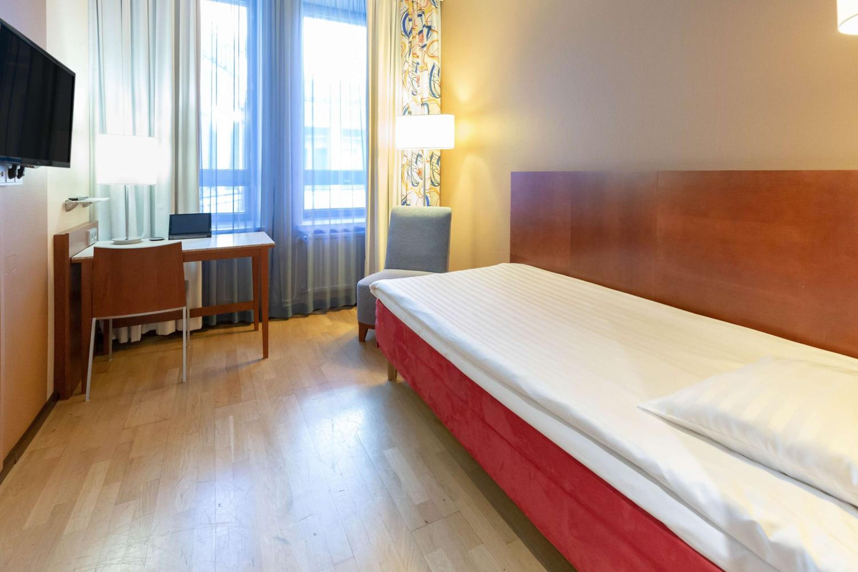 Standard Single Room photo 2
