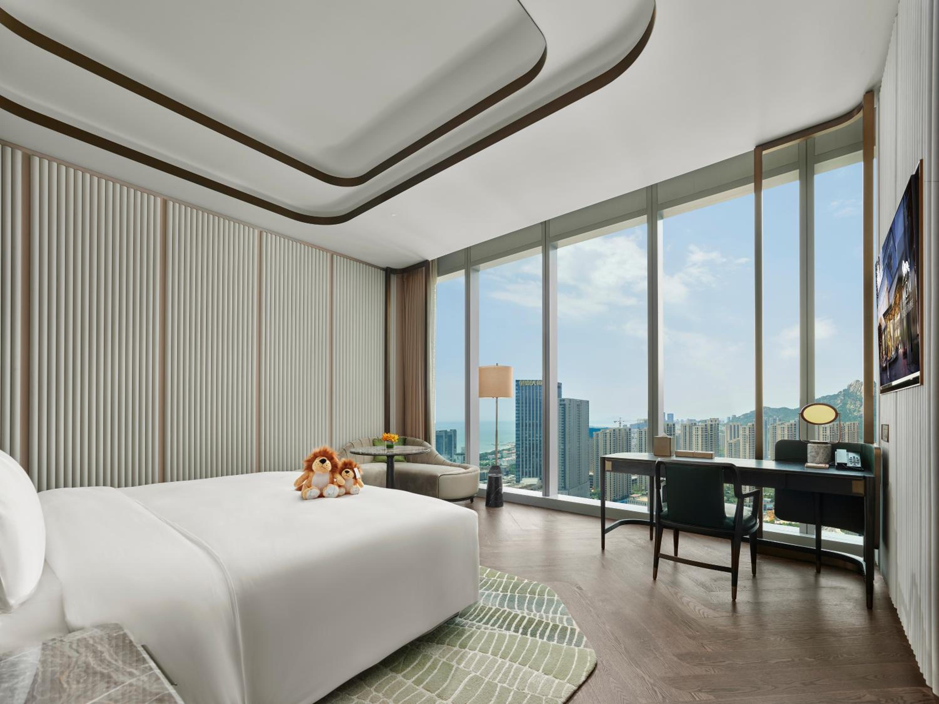 Deluxe Double Room with Side Sea View