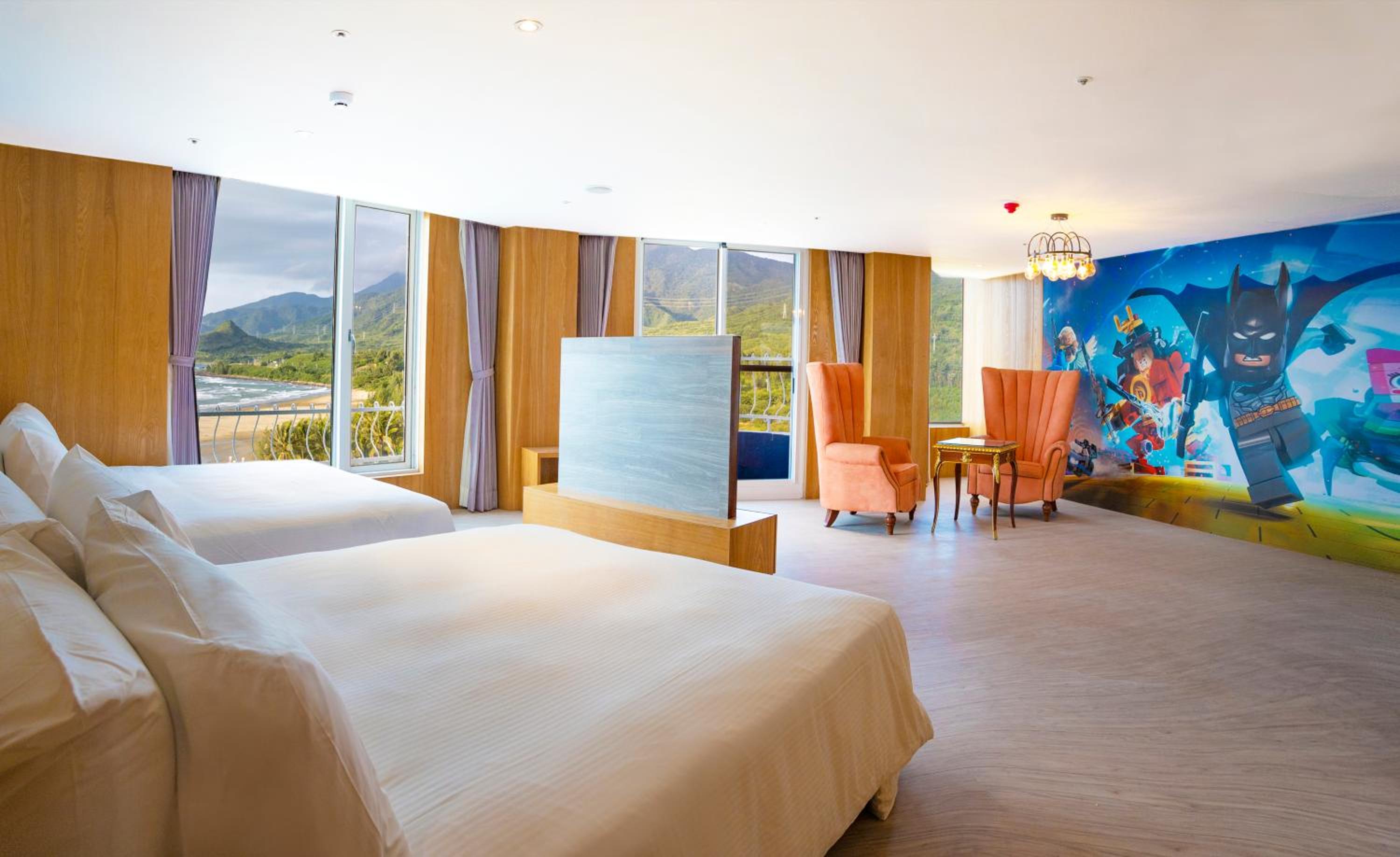 Family Room with Balcony and Sea View - Photo 2
