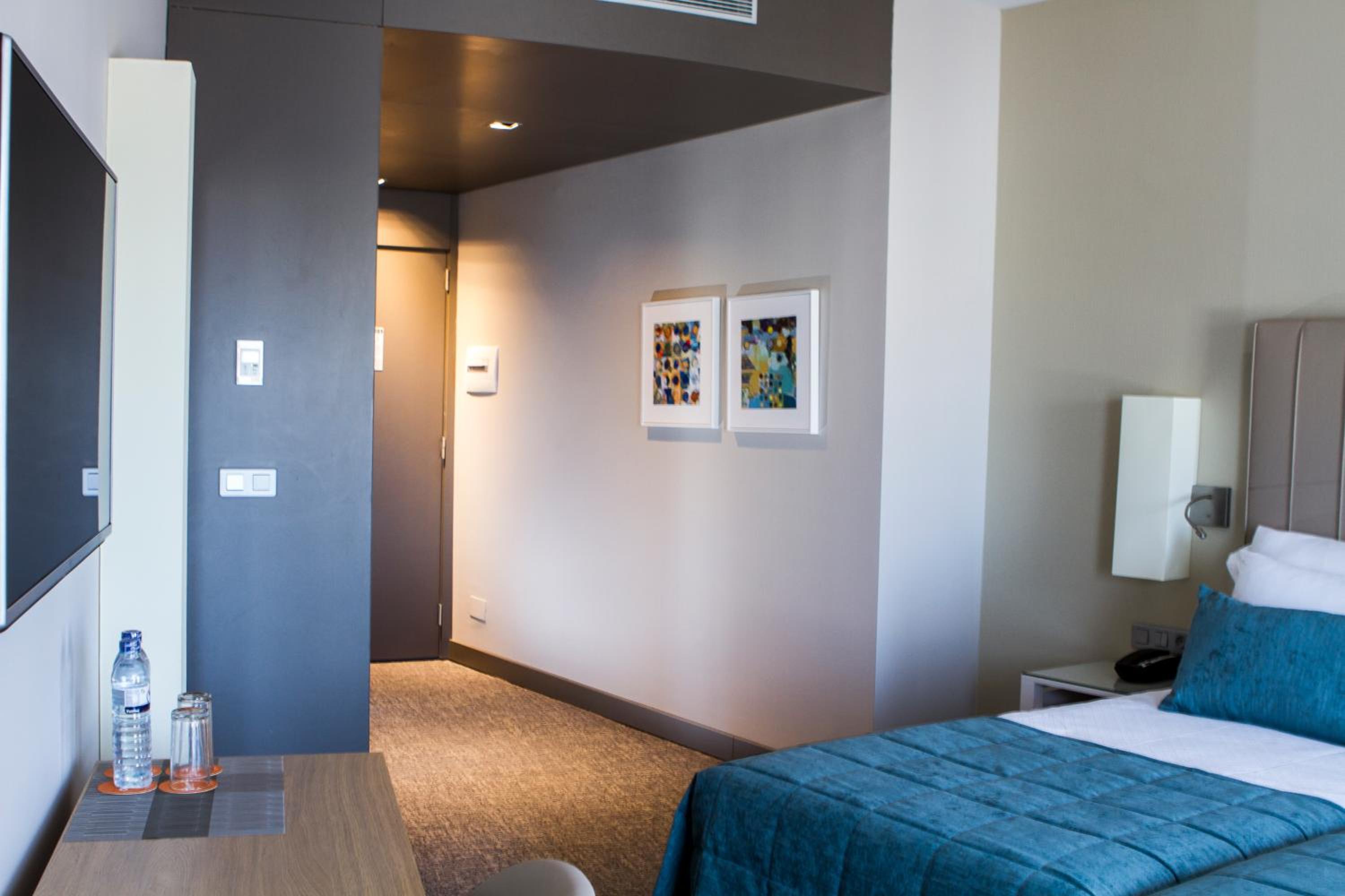 Single Room - Photo 6