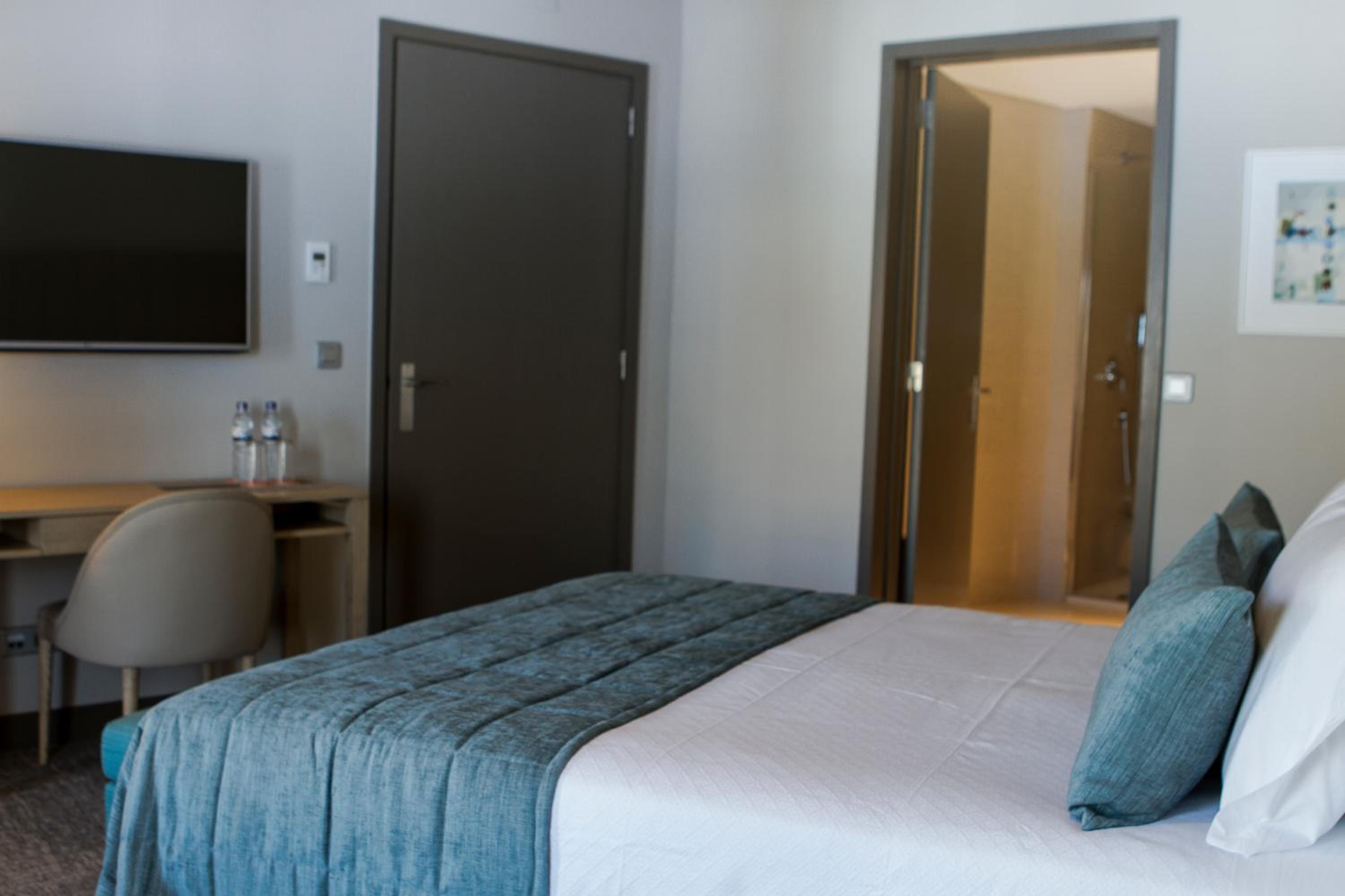 Standard Double Room - Photo 1