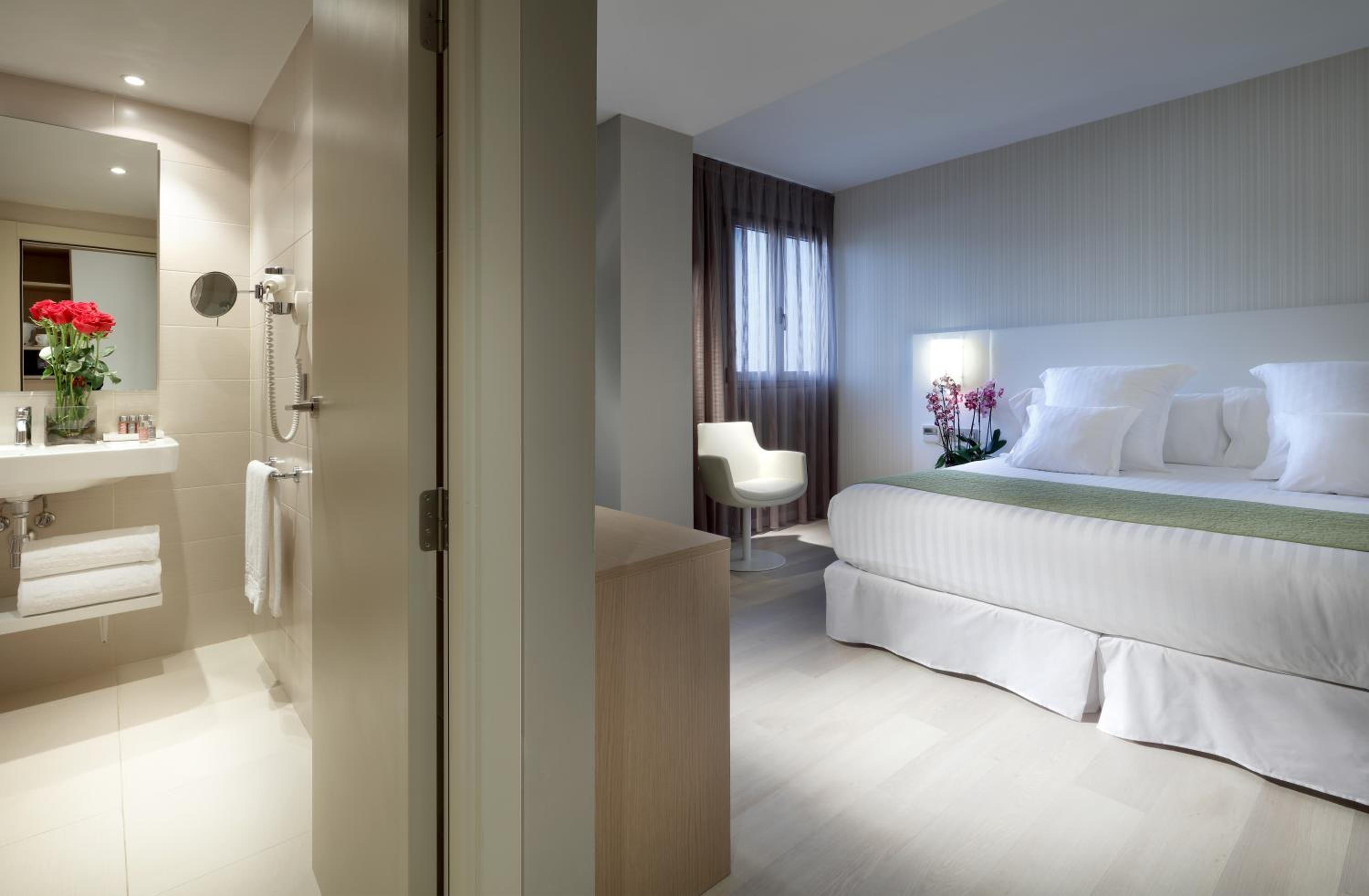Superior Double Room - Photo 2