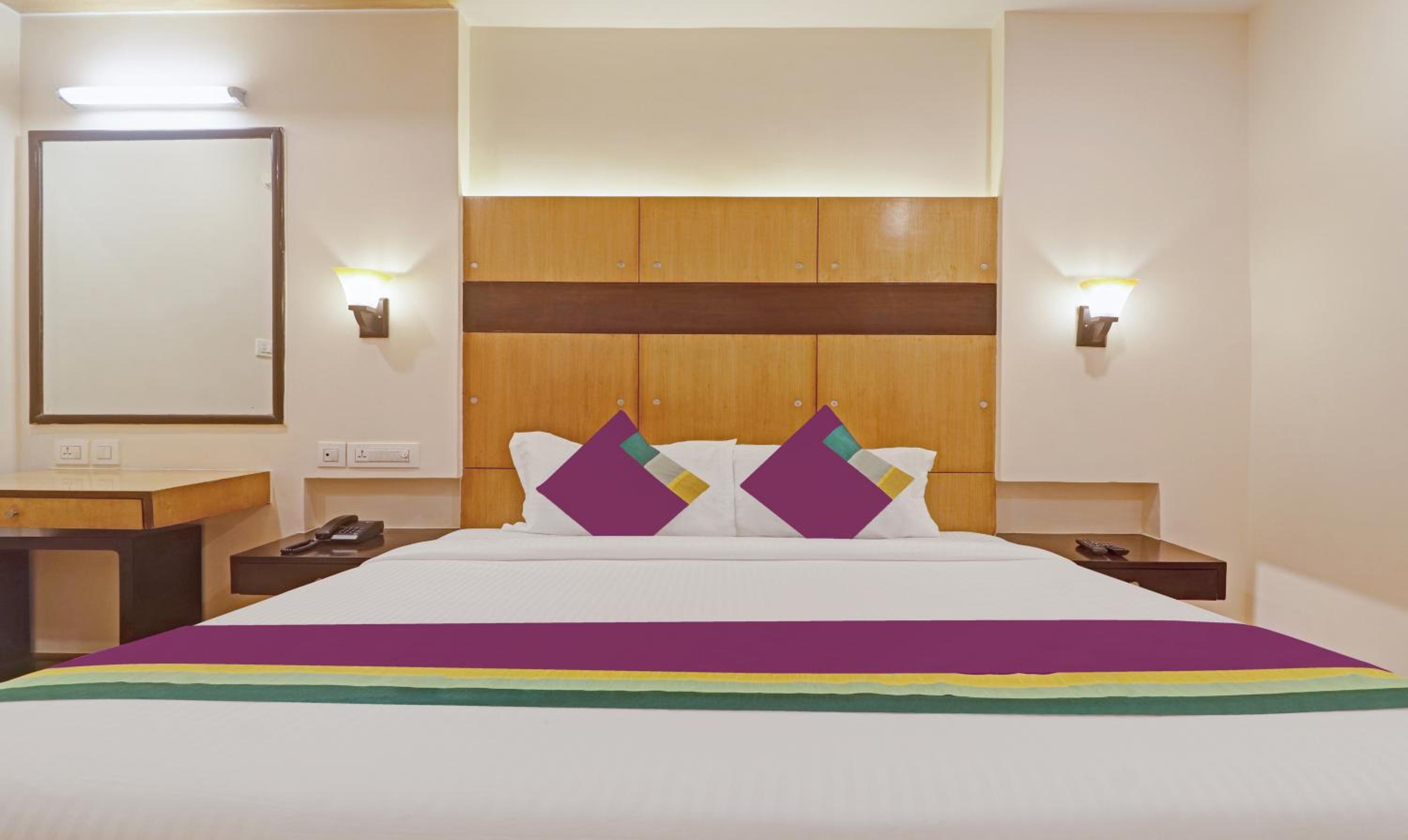 Deluxe Room - Photo 1