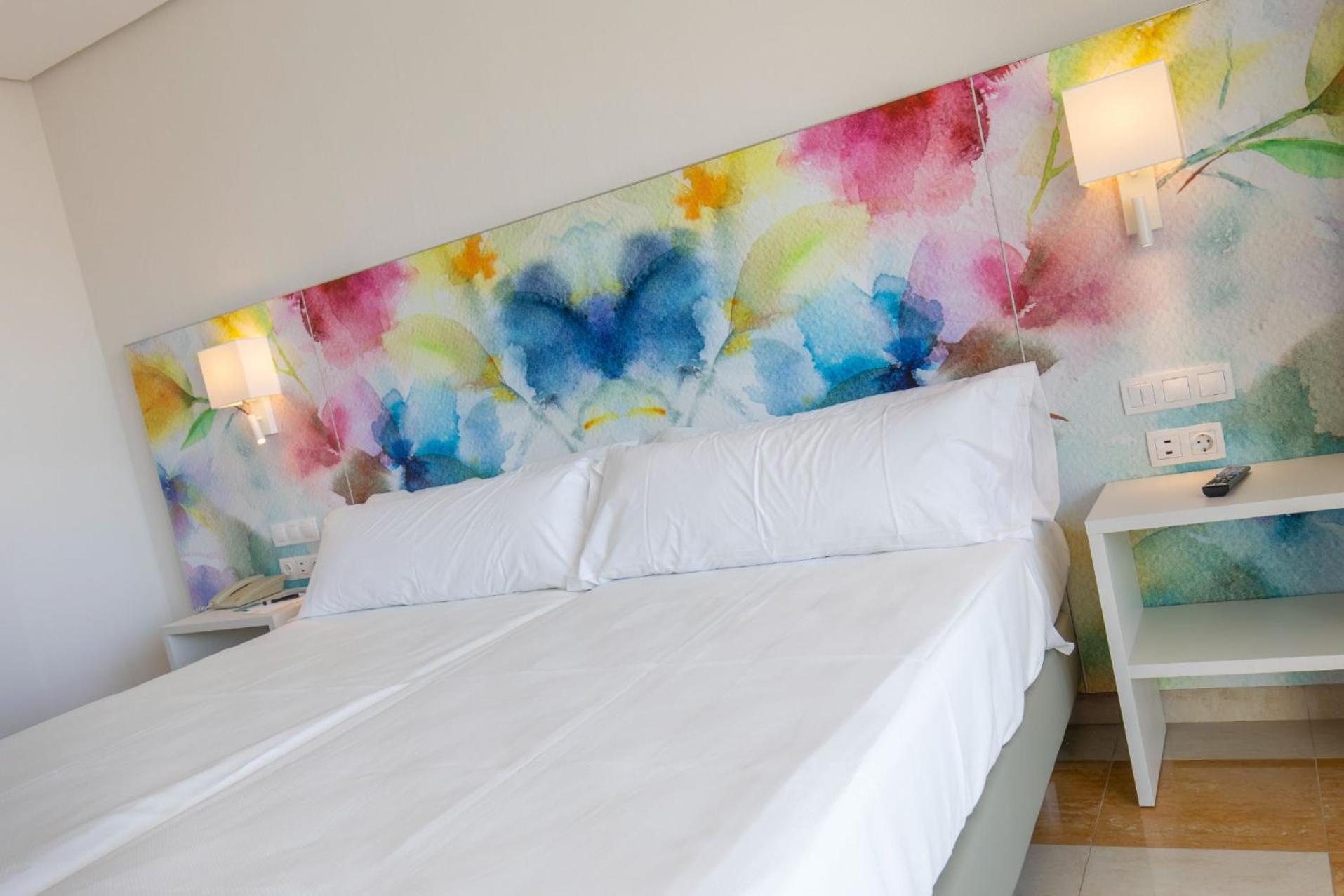 Premium Room (2 Adults)