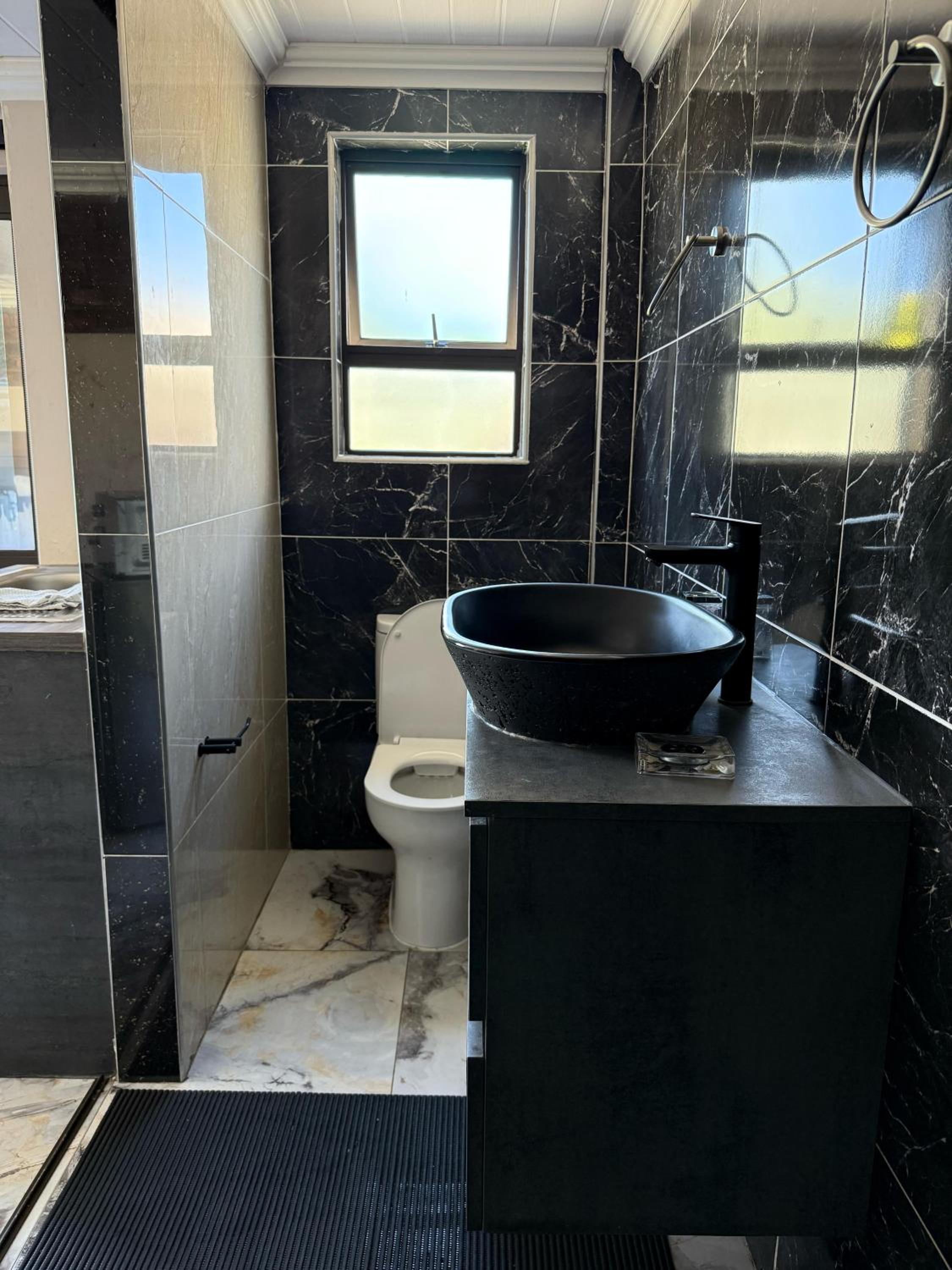 Premium Double Room - Photo 6
