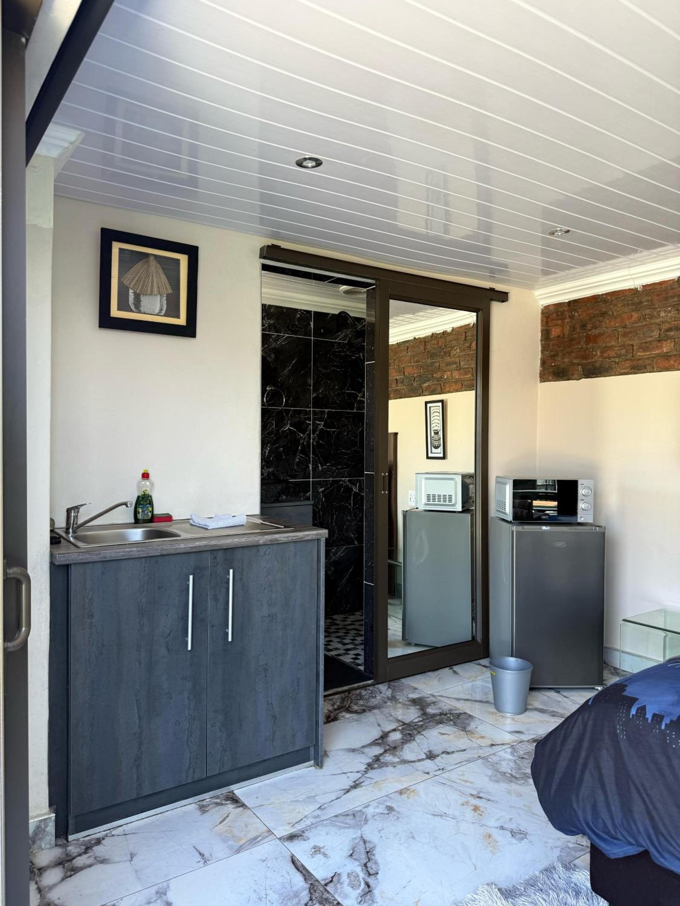 Premium Double Room - Photo 3