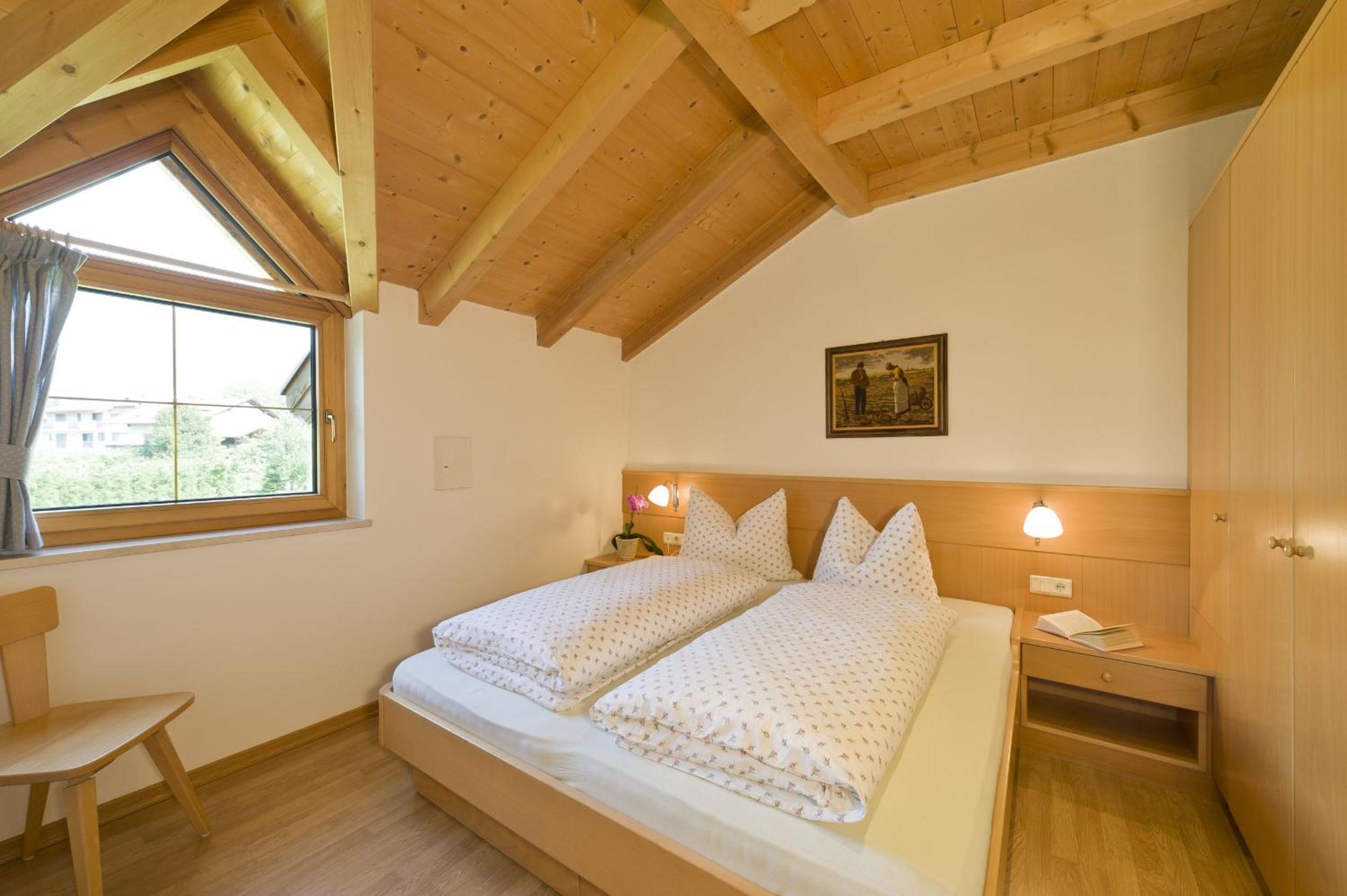 One-Bedroom Apartment with Balcony or Terrace