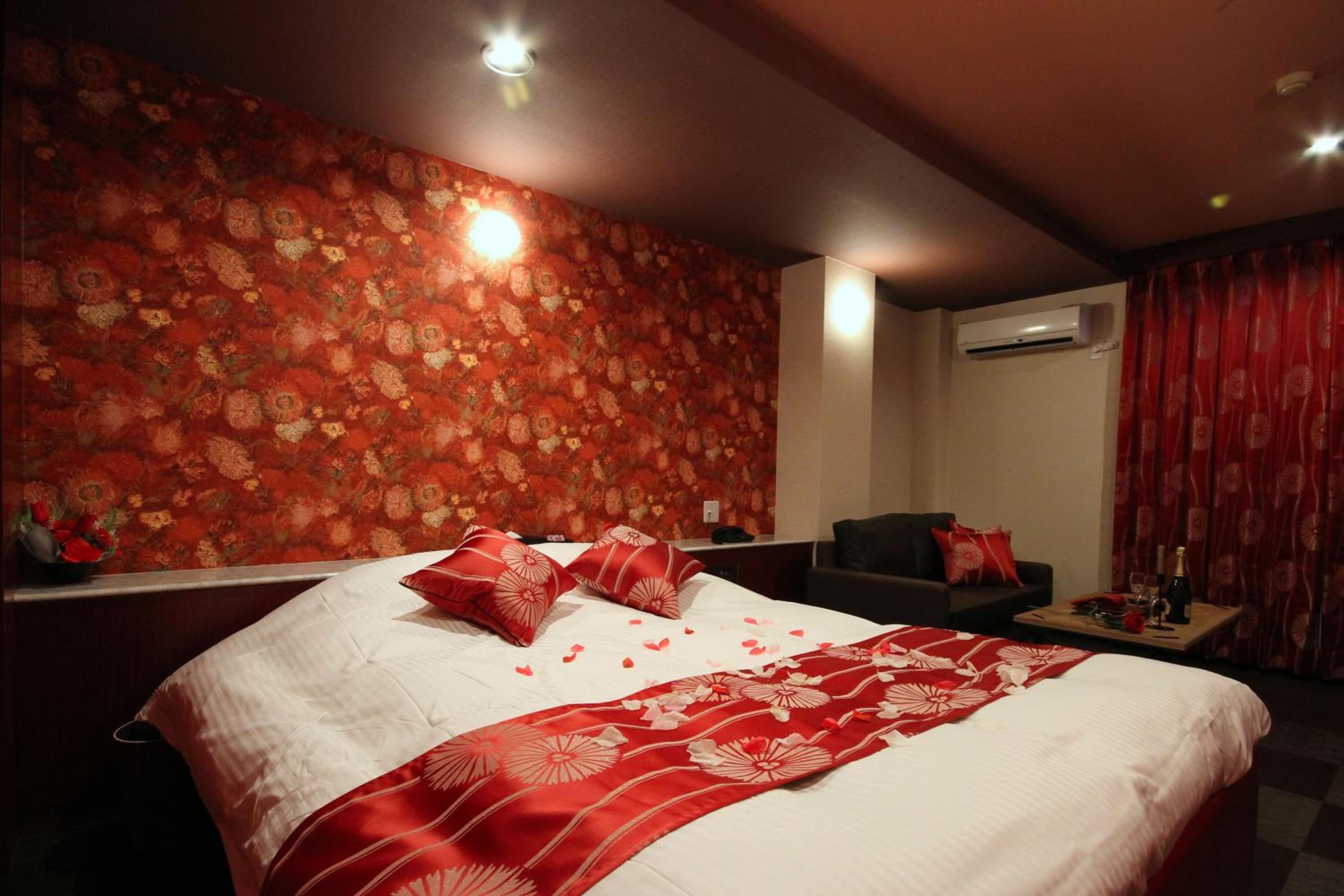 Deluxe Suite - Photo 3