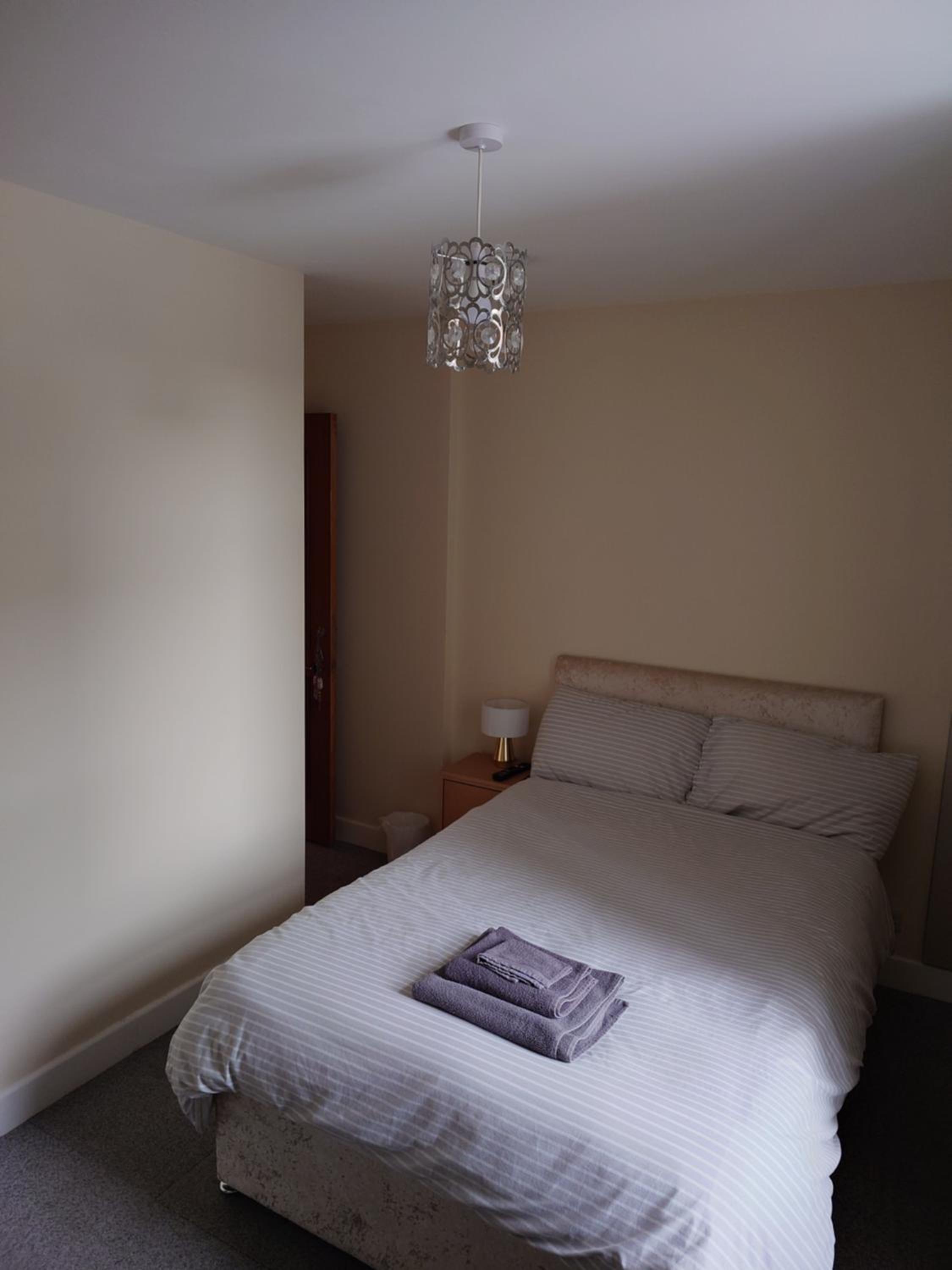 Double Room with Shared Bathroom photo 2
