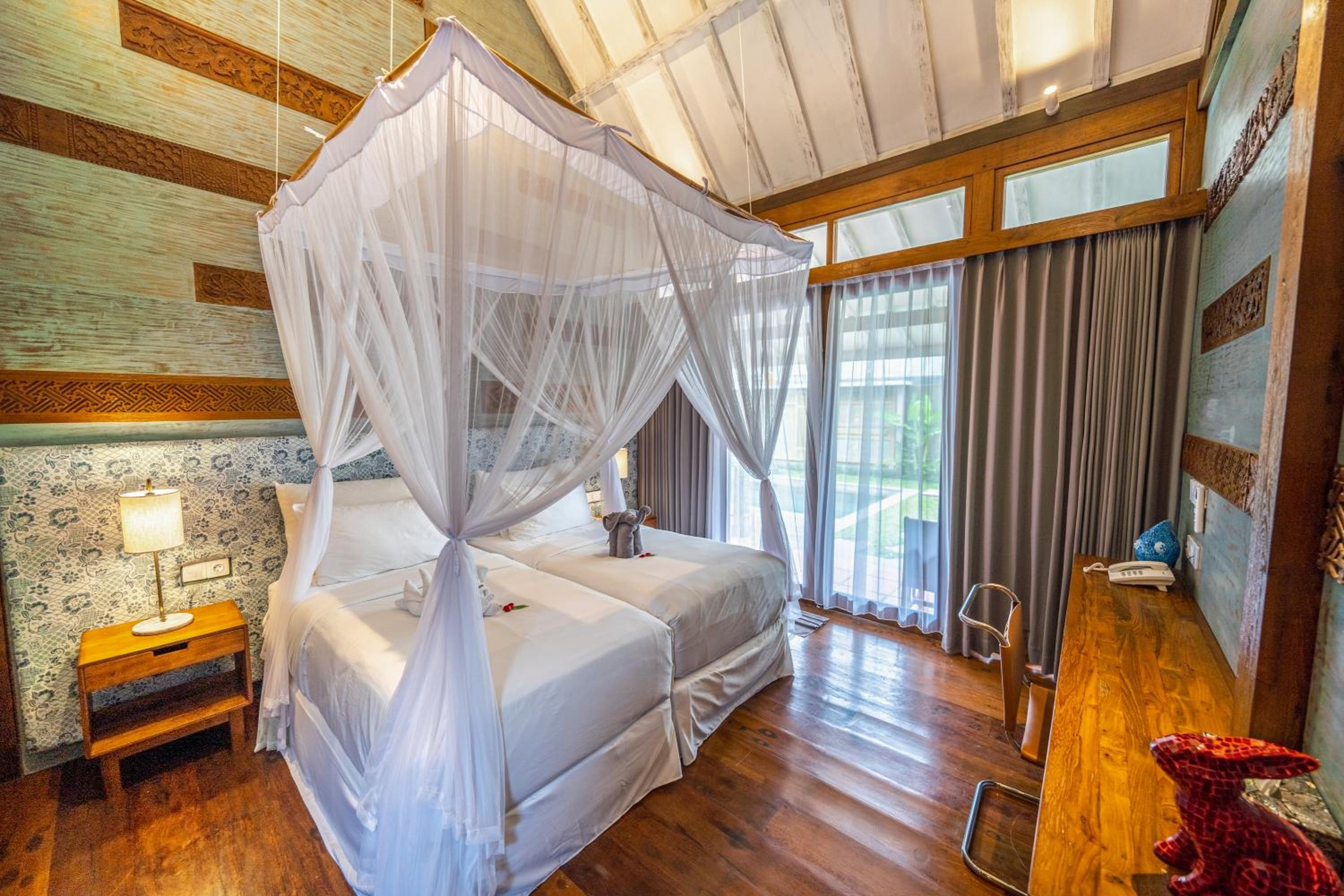 Two Bedroom Luxury Pool Villa - Photo 20