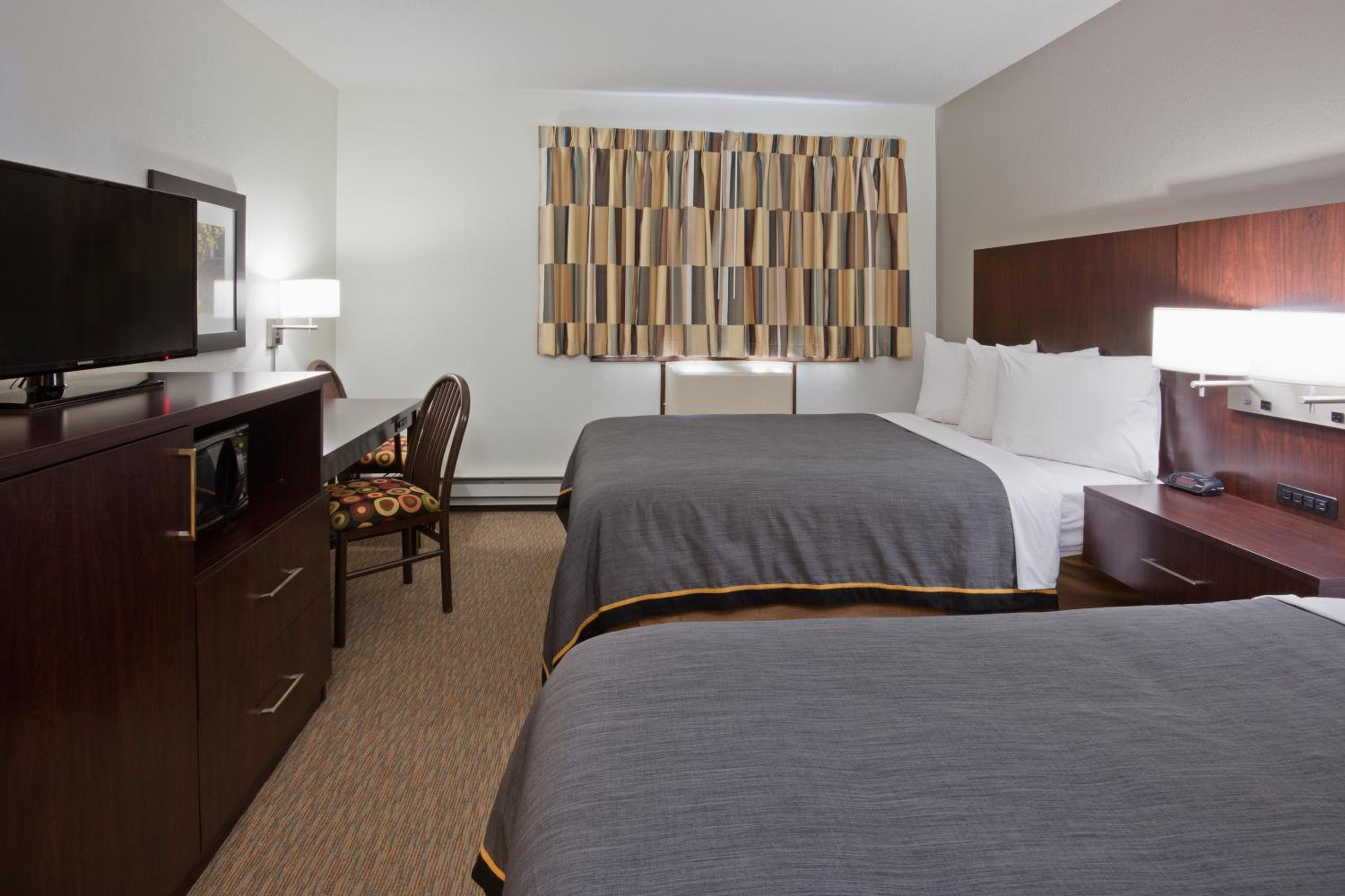 Double Room wiith Two Double Beds - Nonsmoking