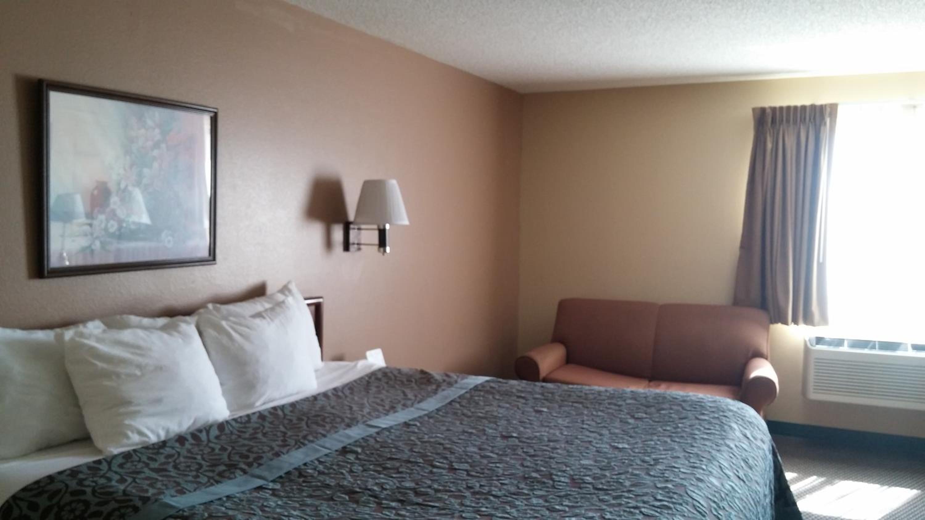 King Room - Non-Smoking