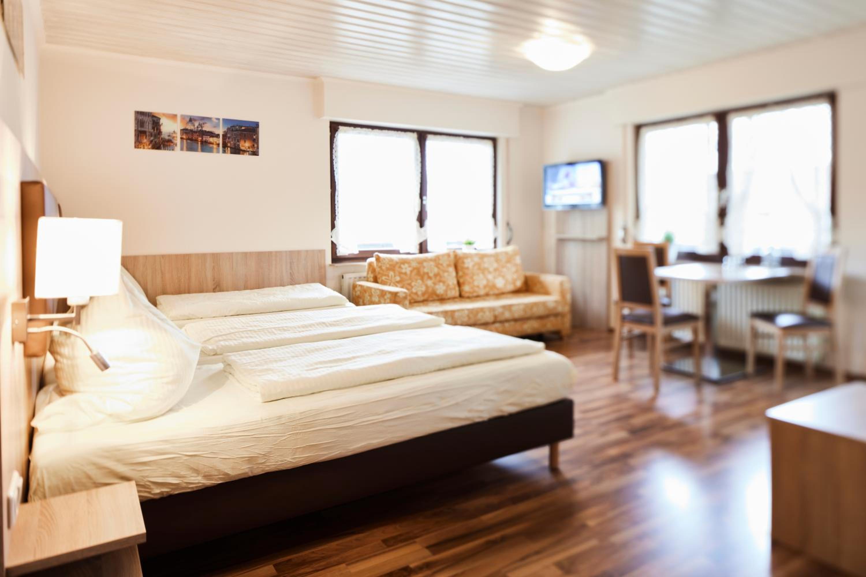Triple Room - Photo 2