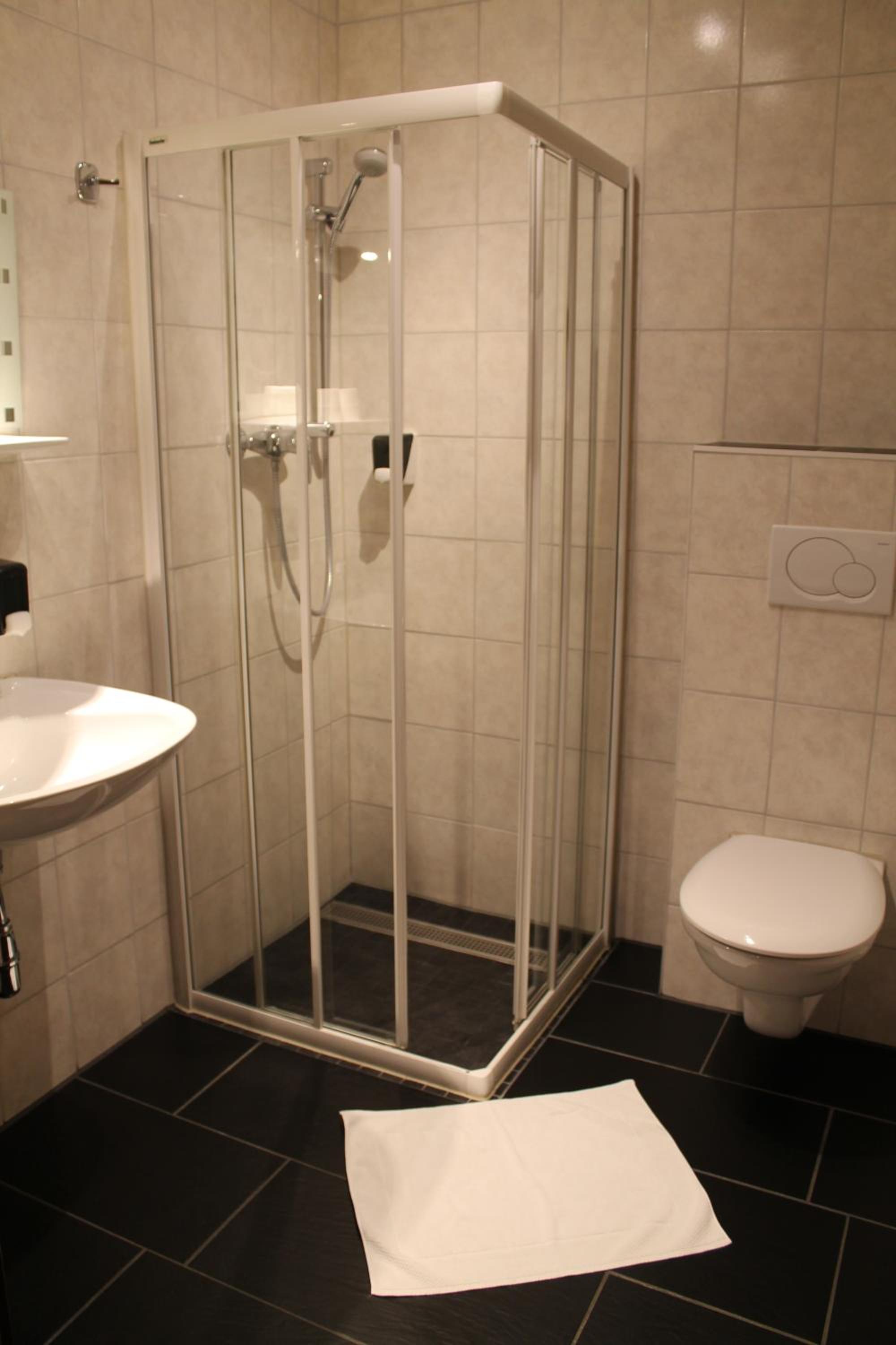 Double Room - Photo 3