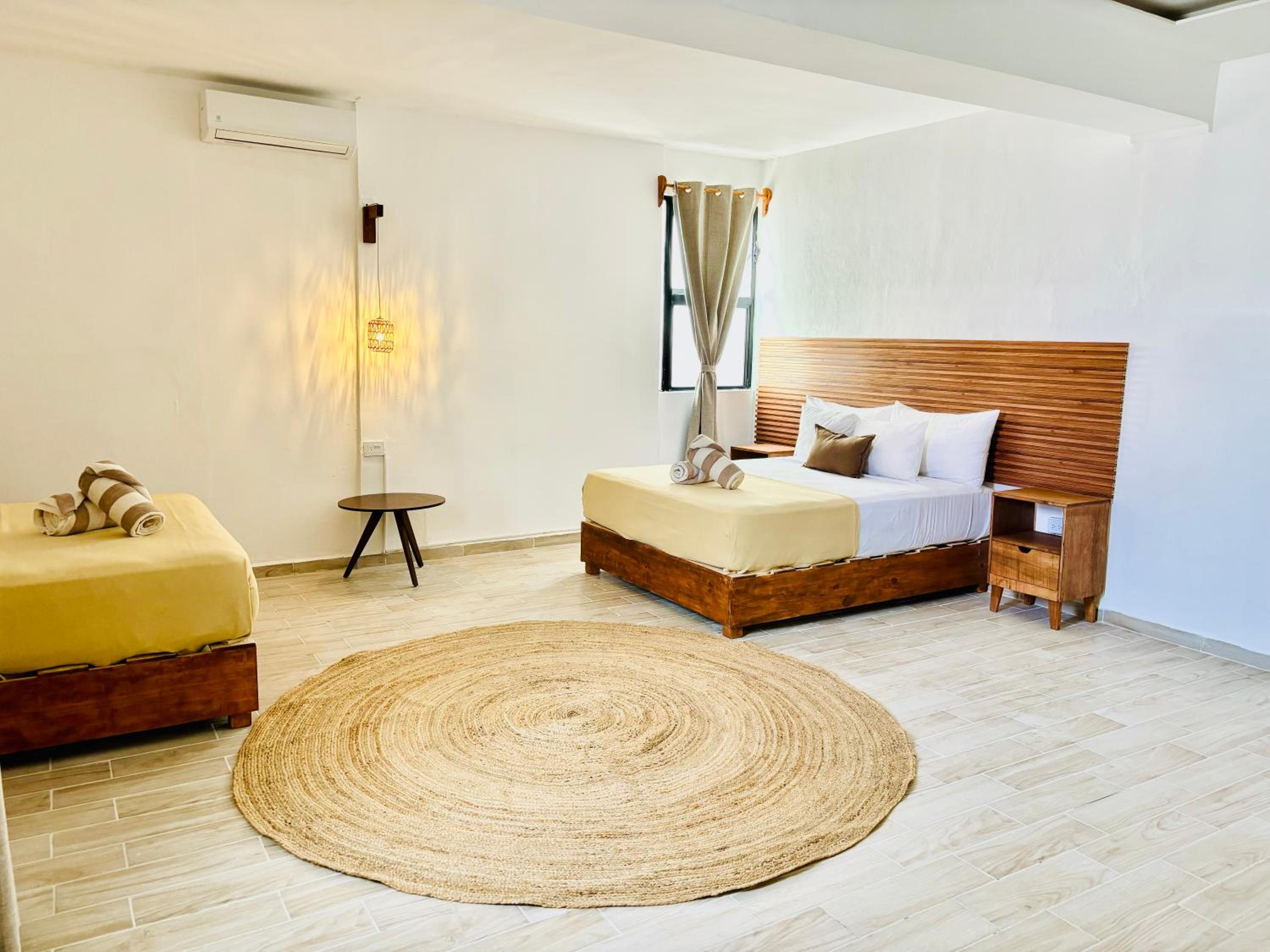 Standard Queen Room with Two Queen Beds