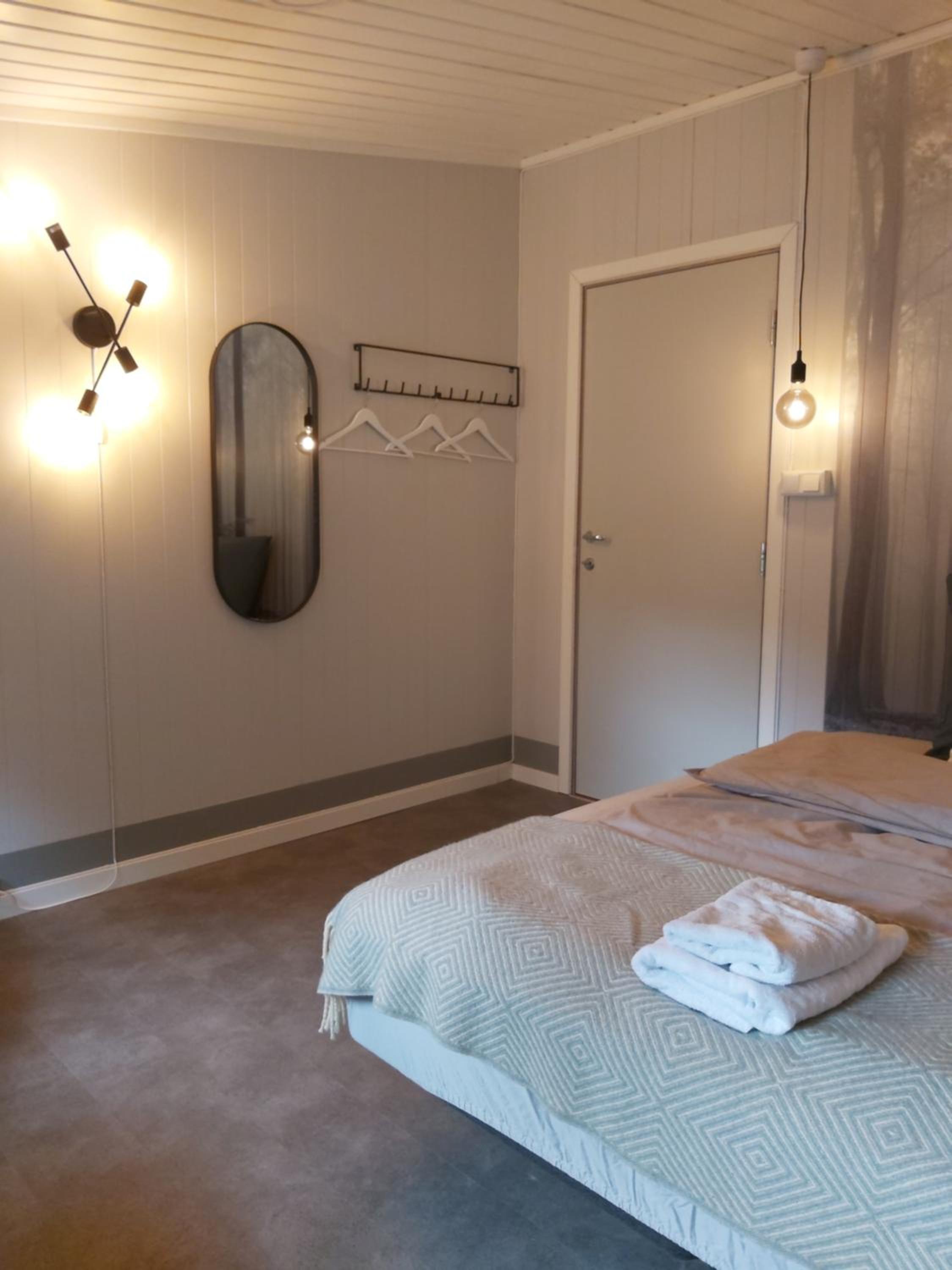 Double Room with Private Bathroom - Photo 4