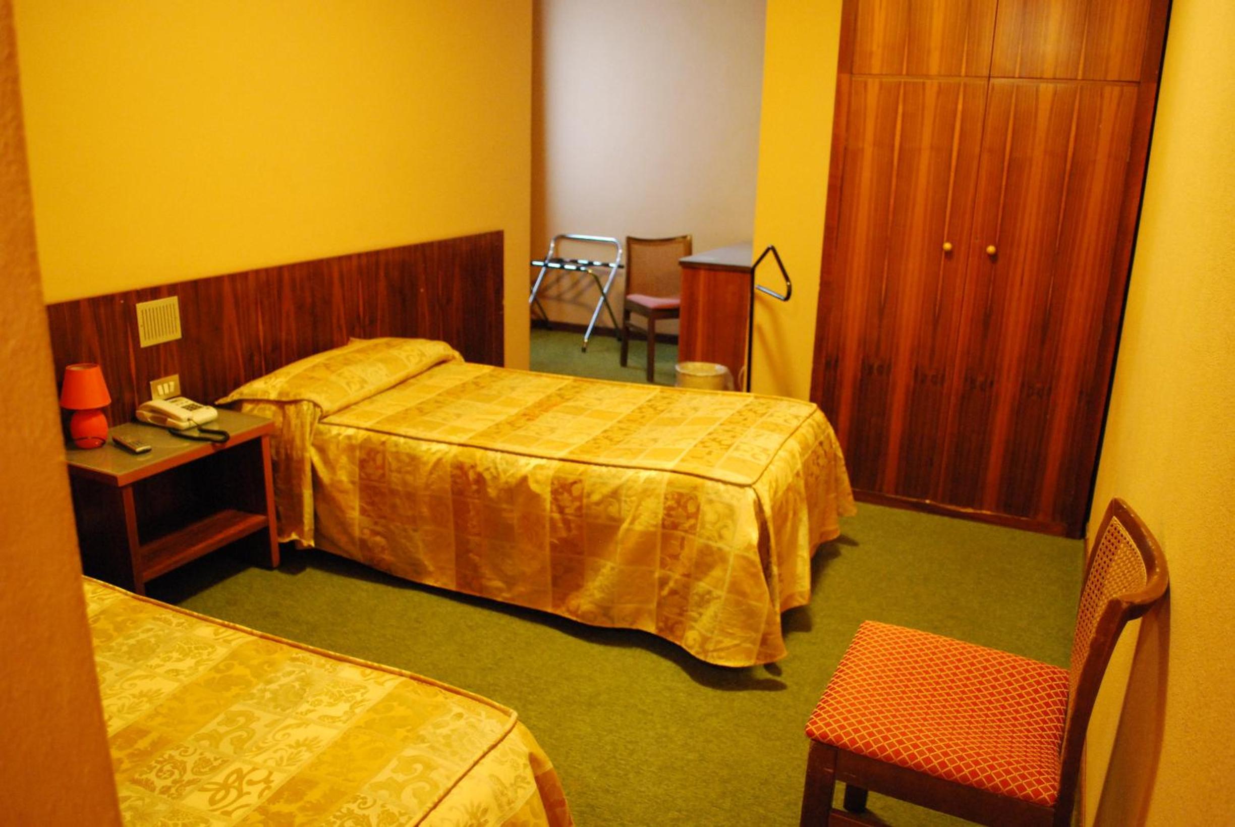 Economy Double or Twin Room - Photo 3