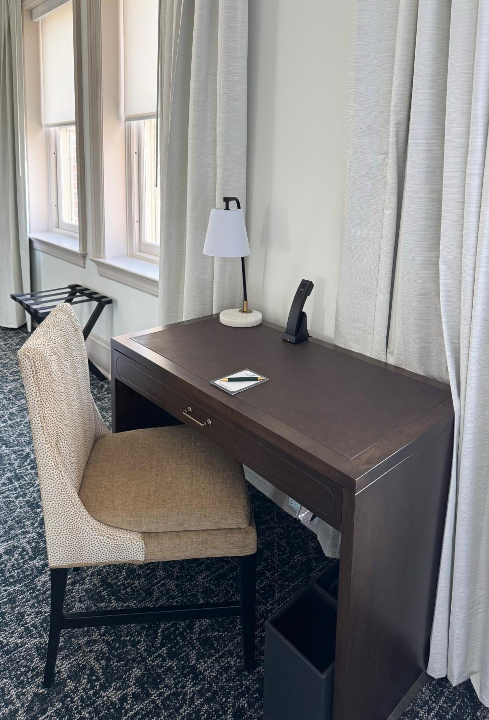 Queen Room photo 3