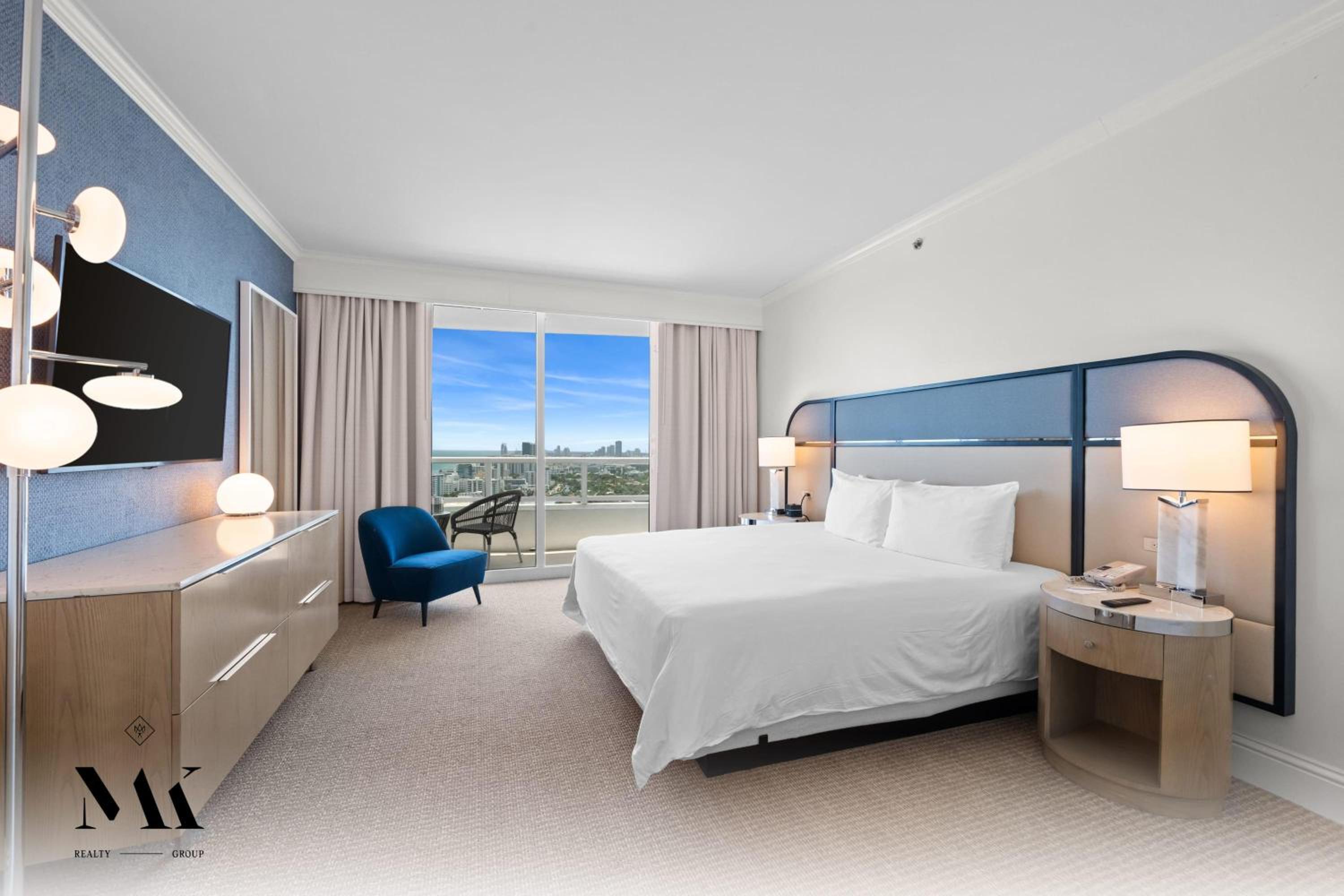 One-Bedroom Suite with River View