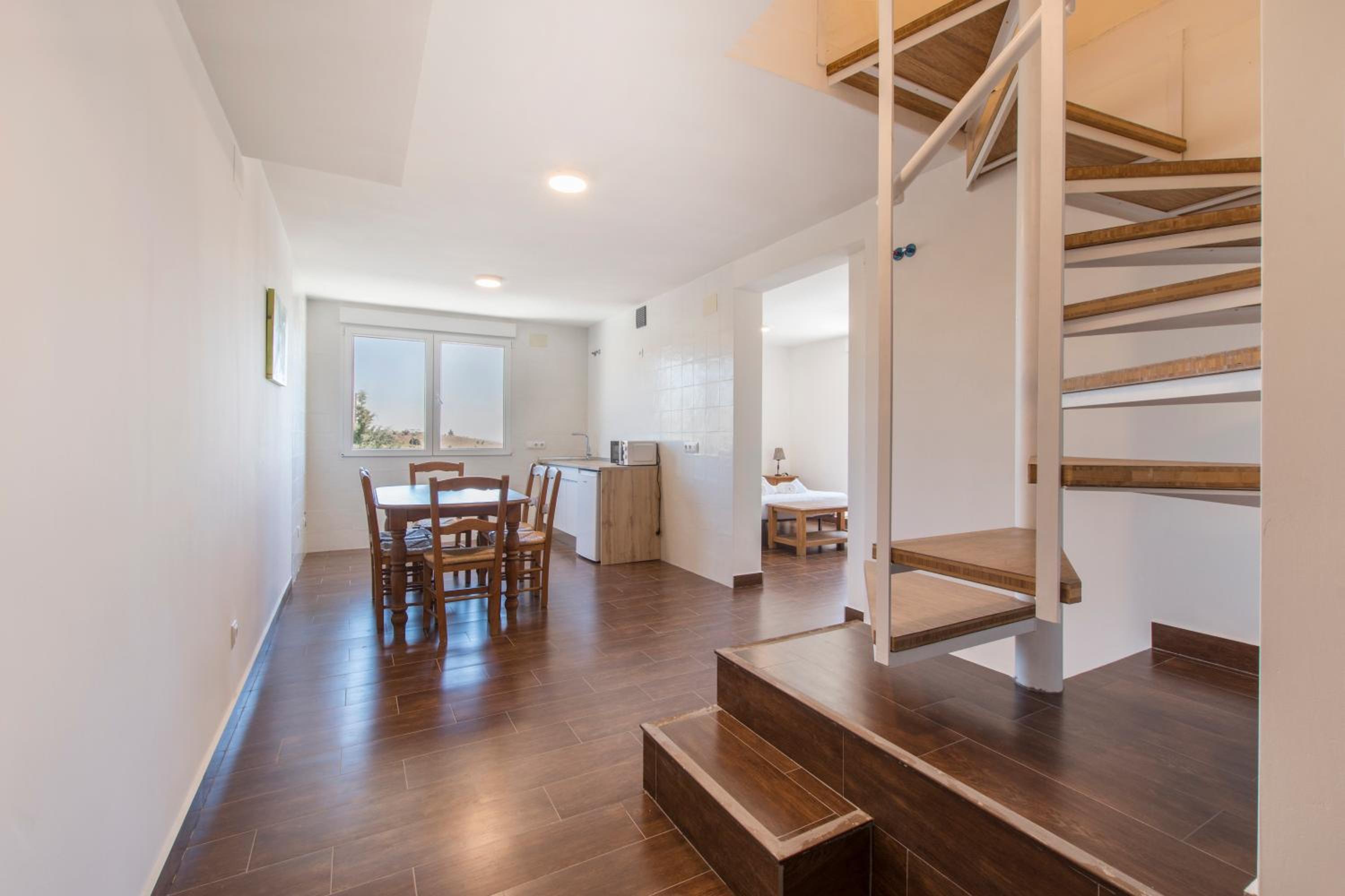 Two-Bedroom Apartment with View photo 2