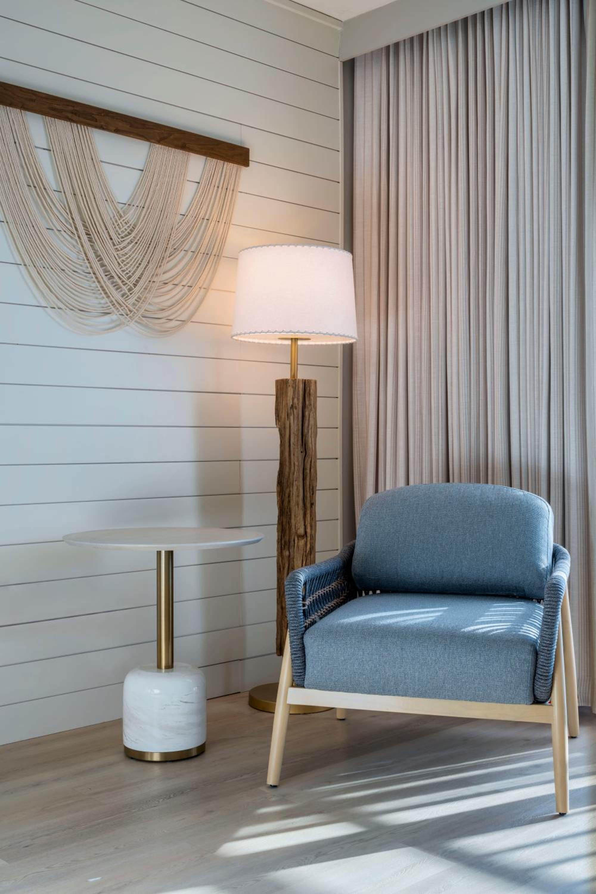 Standard Queen Room with Two Queen Beds and Ocean View - Mobility and Hearing Accessible photo 3