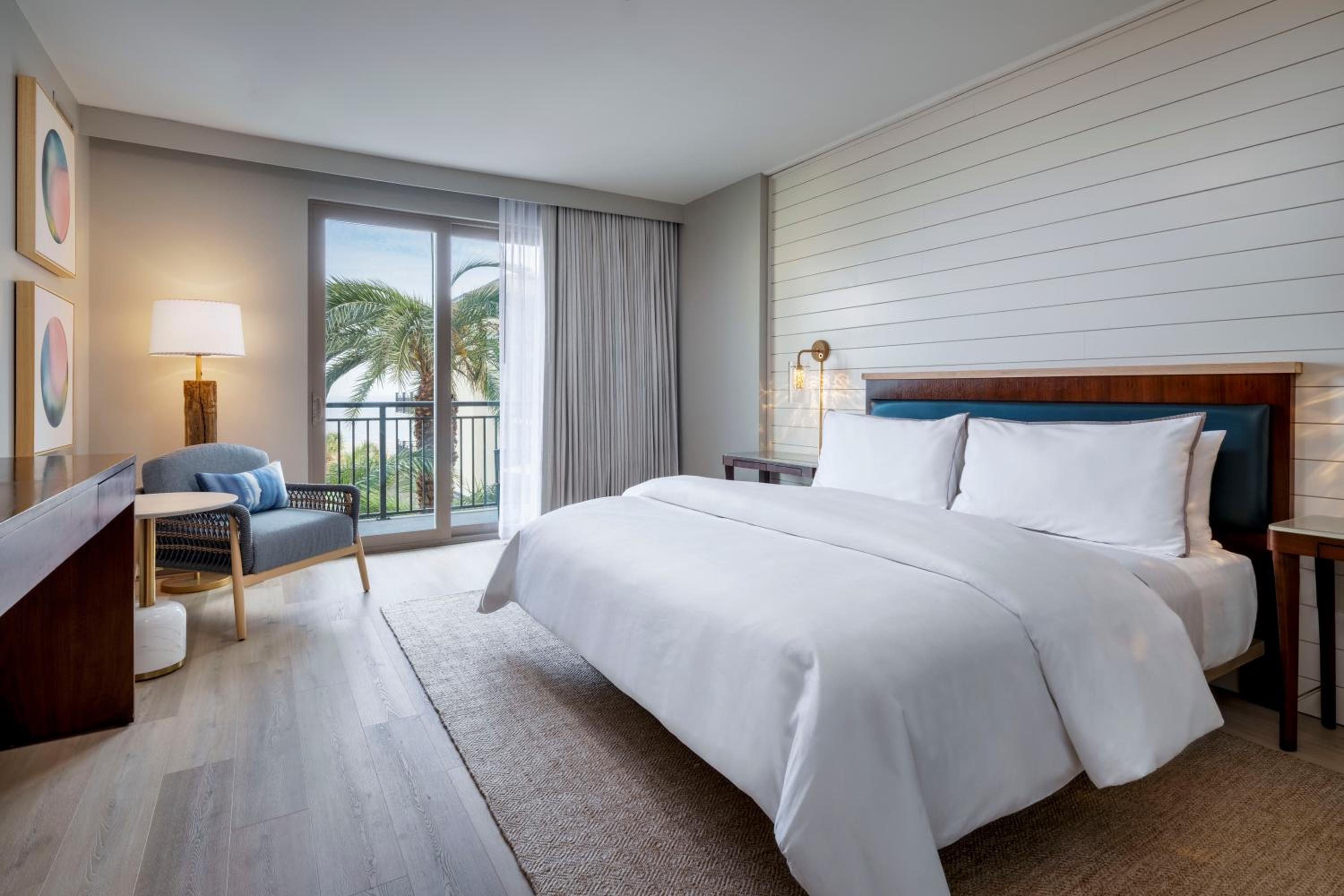 Coastal Ocean View, 1 Bedroom Studio Suite, 1 King, Balcony