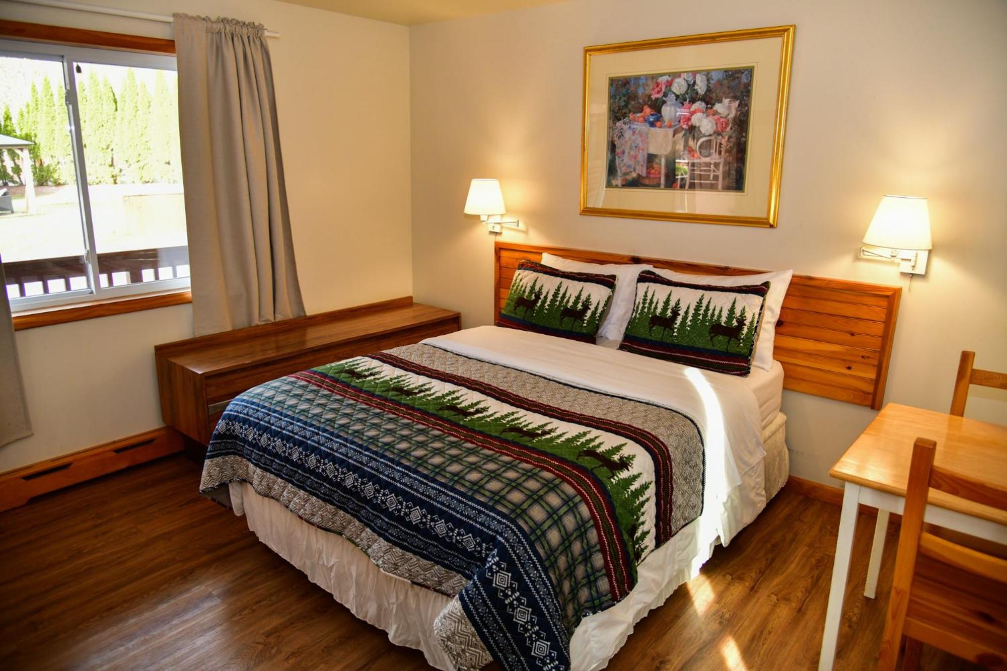 Deluxe Queen Room photo 3