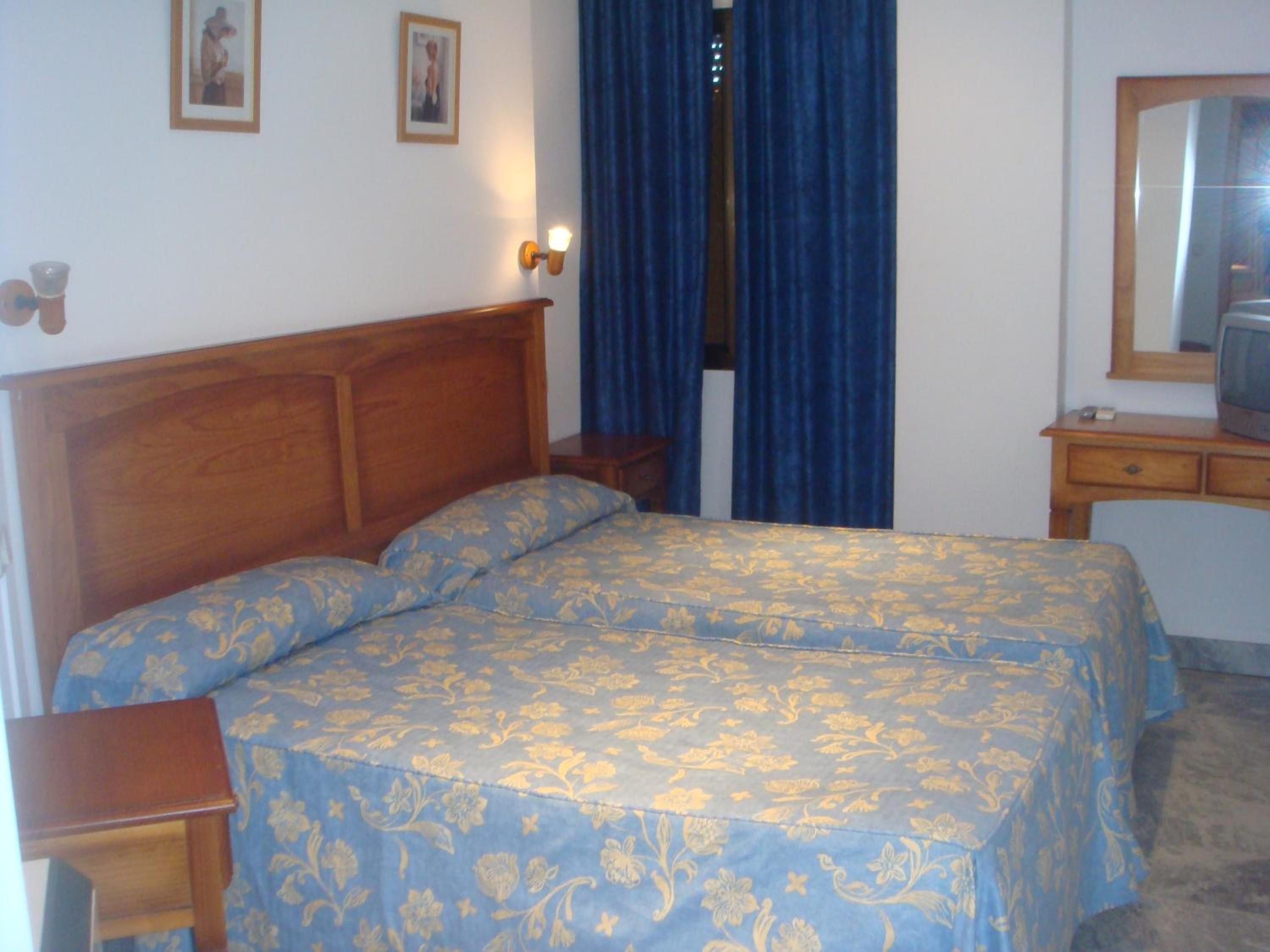 Double or Twin Room photo 2