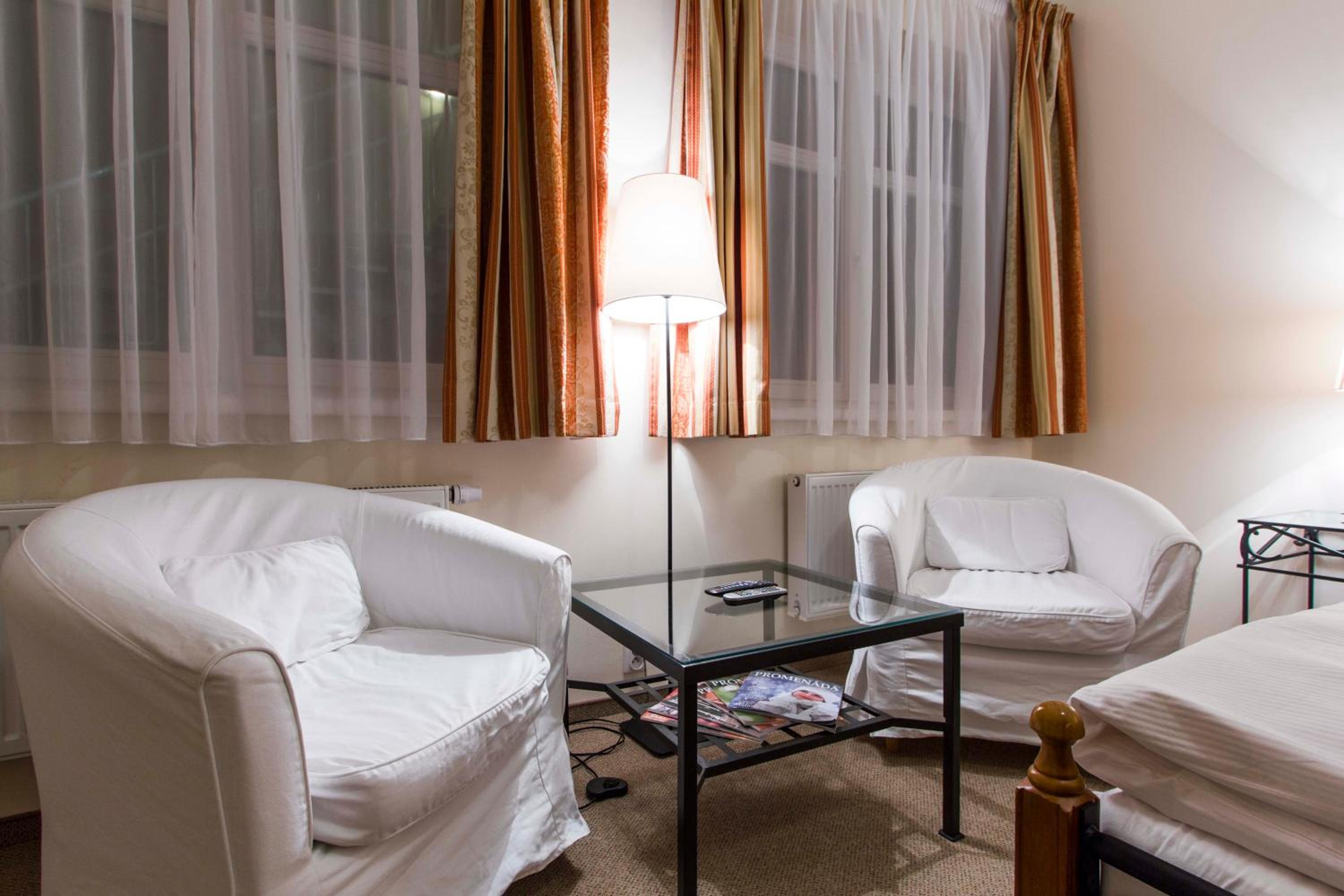 Studio with Double Bed photo 3
