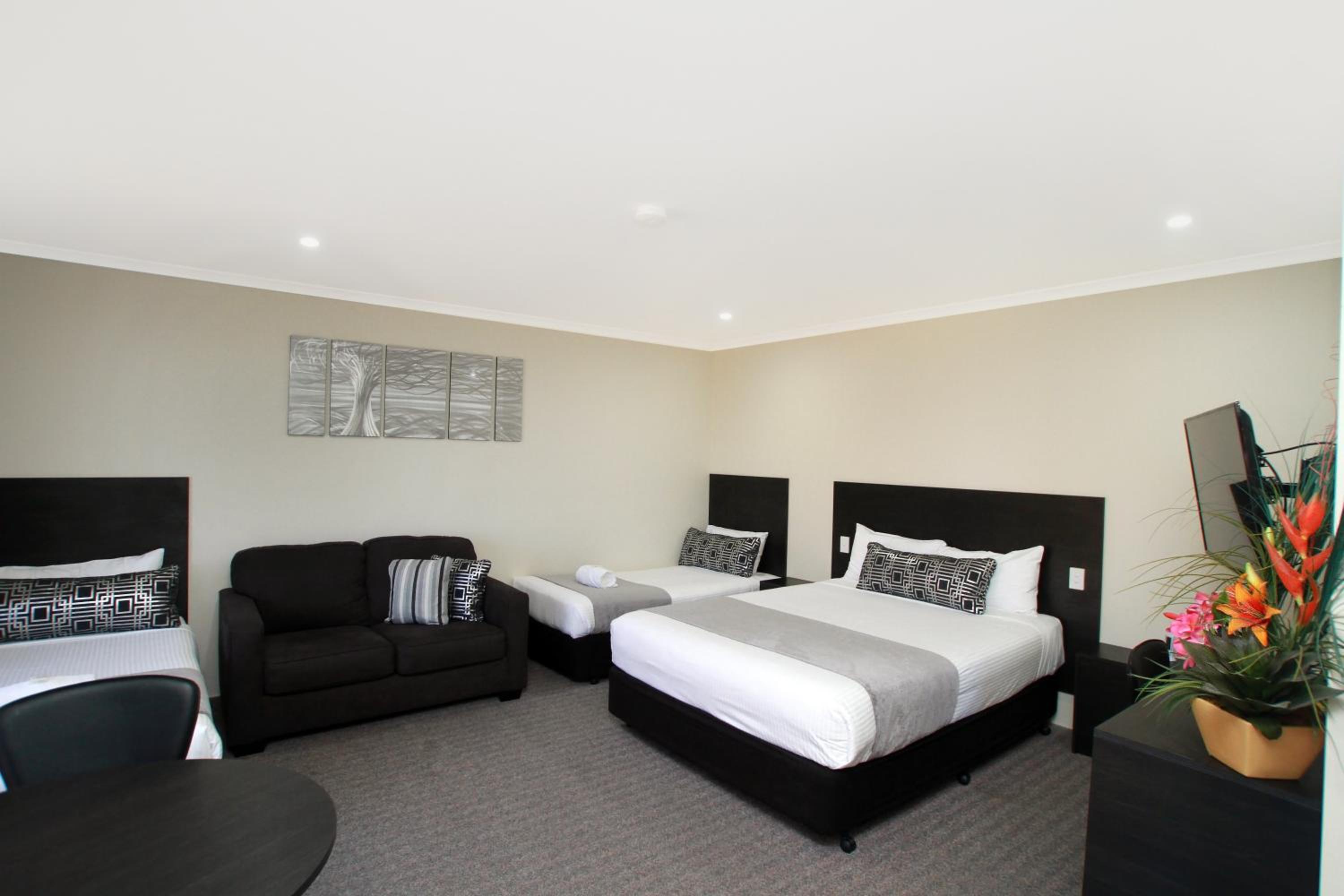 Executive Triple Room photo 1