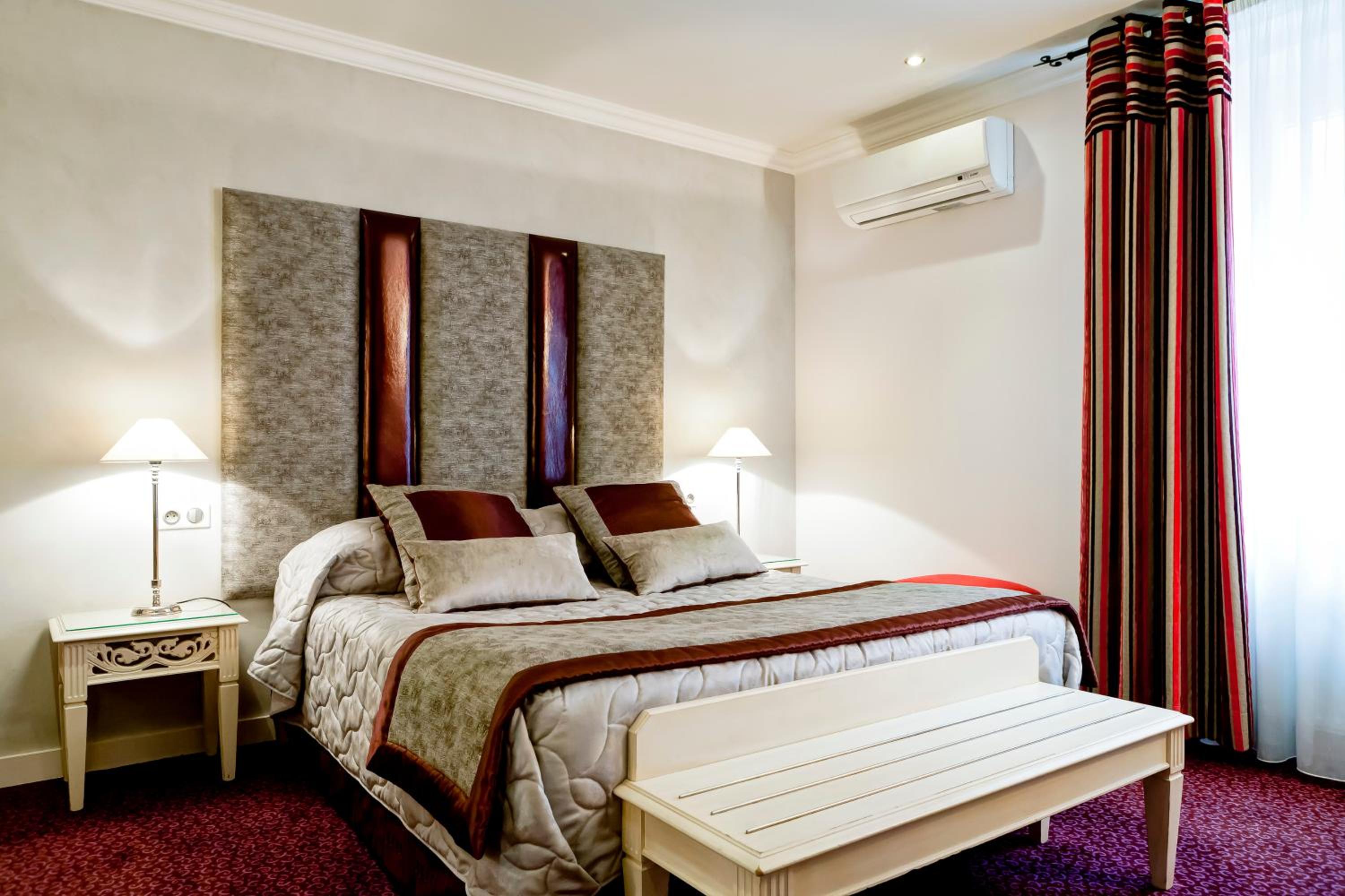 Superior Double Room - Photo 16