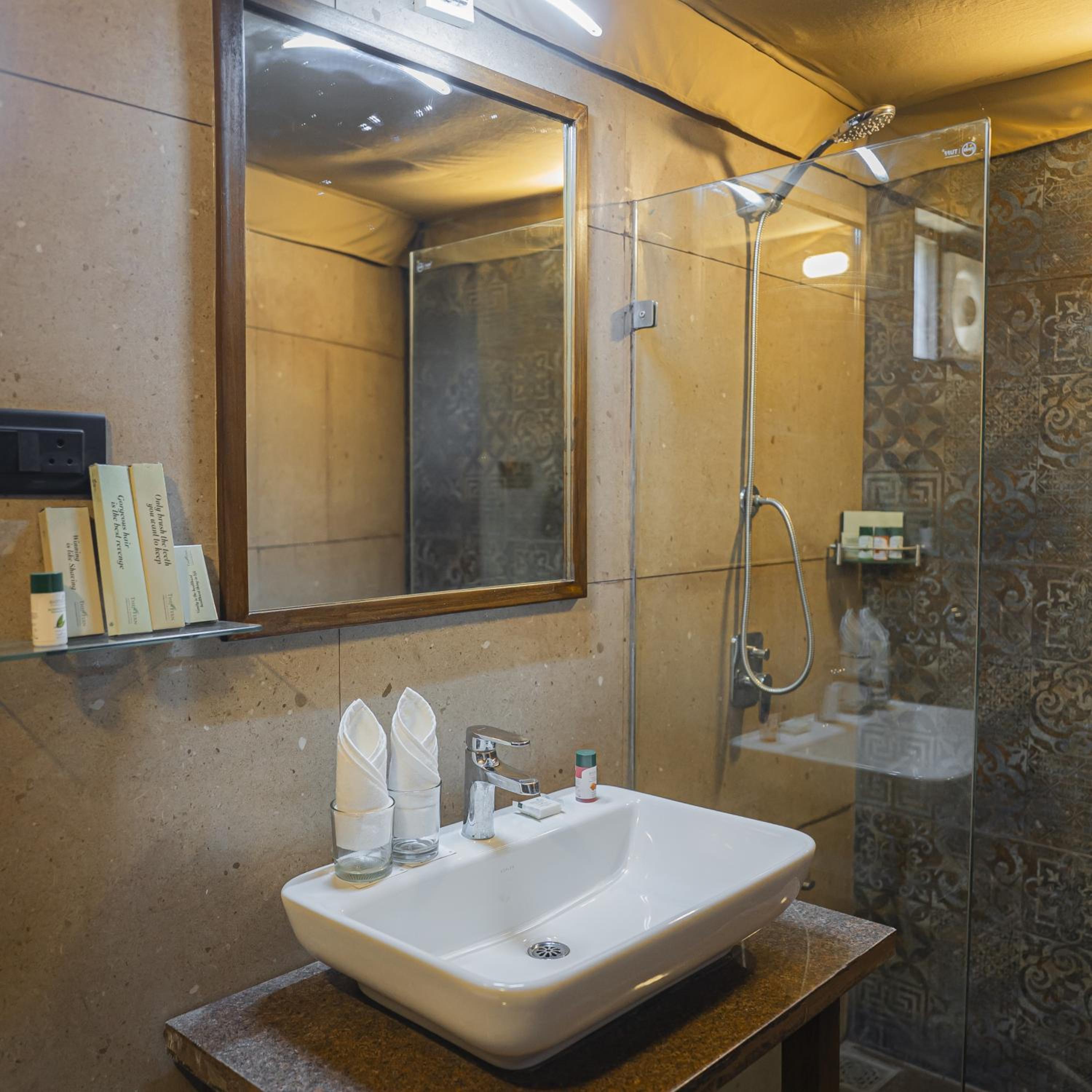Double Room with Garden View photo 3