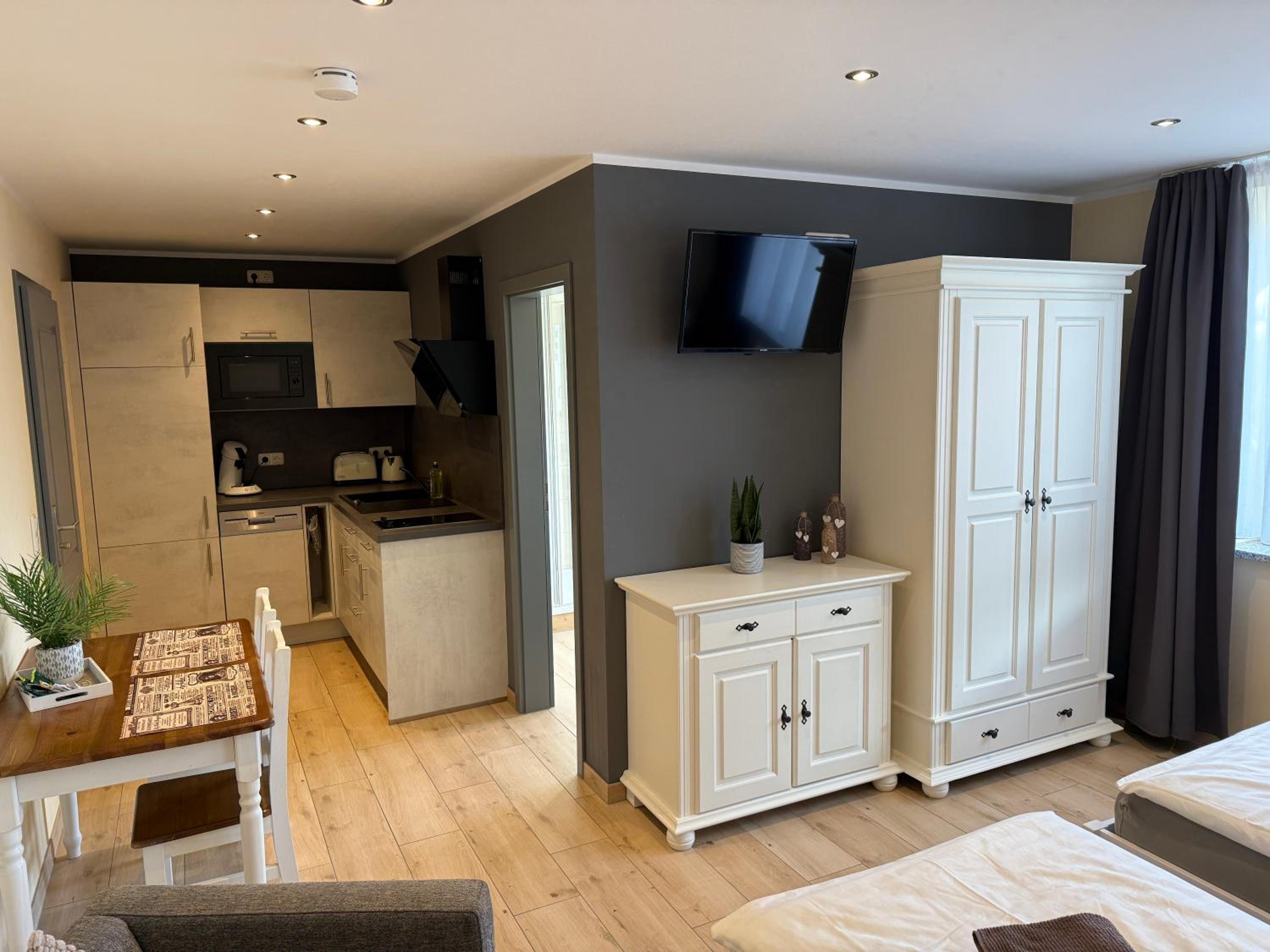 Superior Double or Twin Room with Garden View