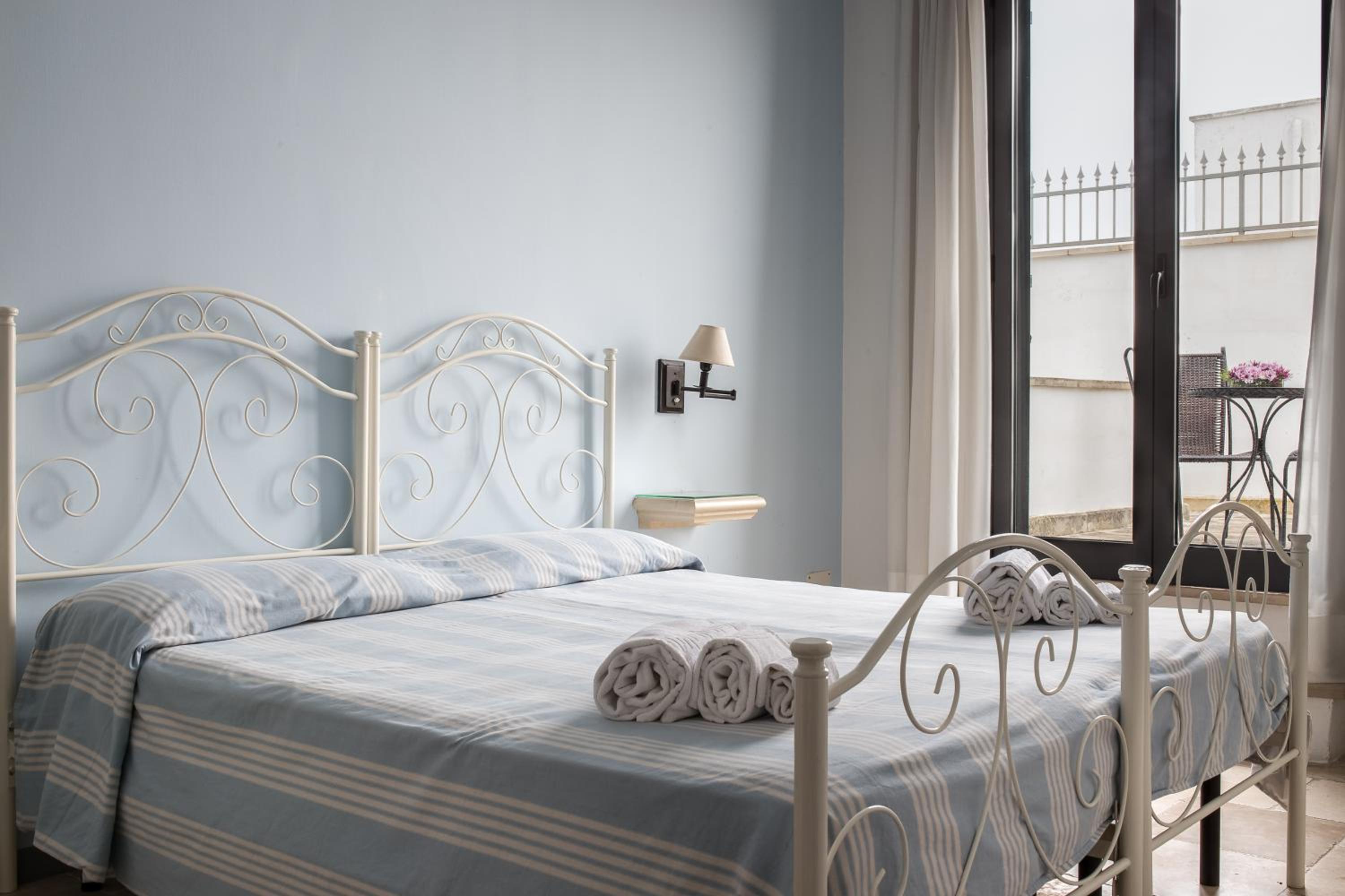 Double or Twin Room with Terrace