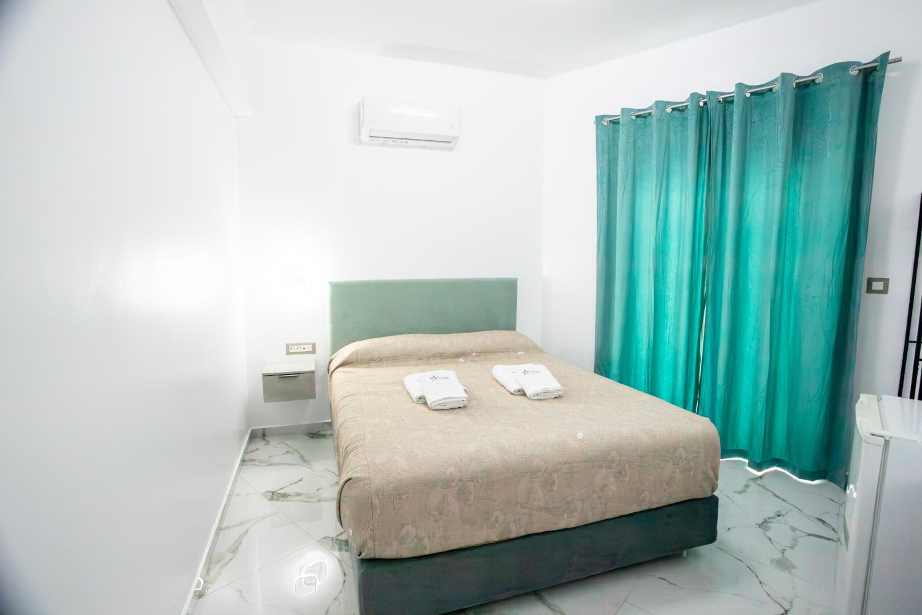 Budget Double Room photo 2