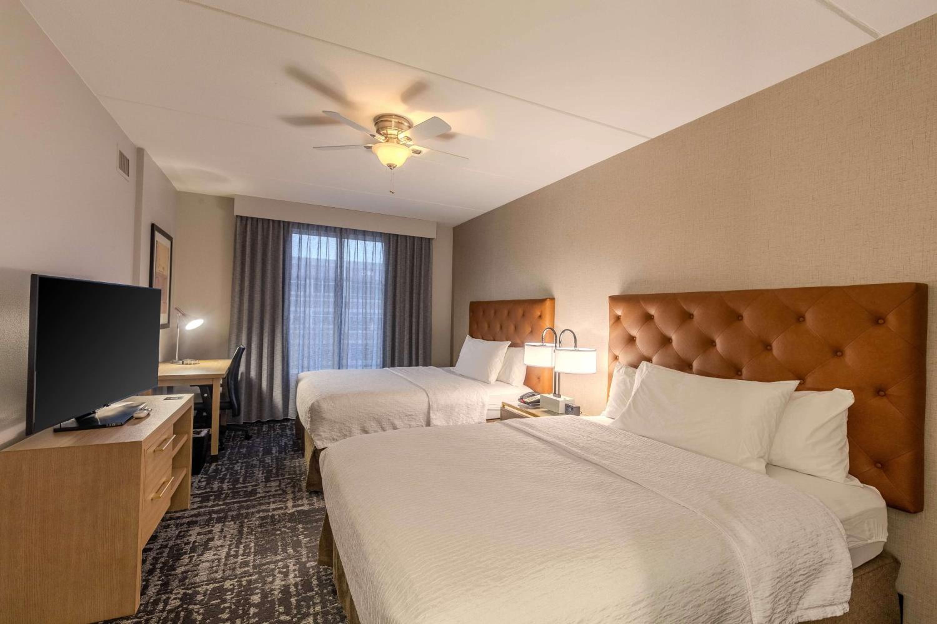 One-Bedroom Suite with Two Queen Beds - Photo 1