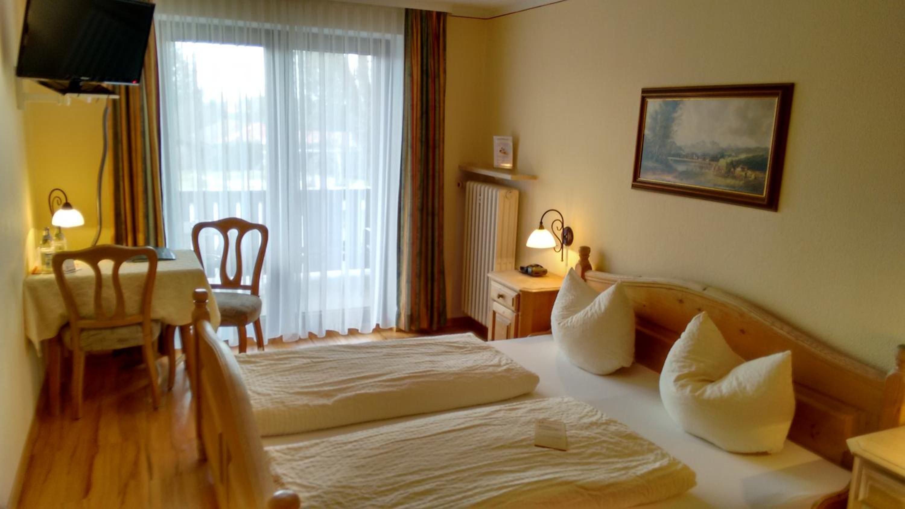 Double Room - Photo 5