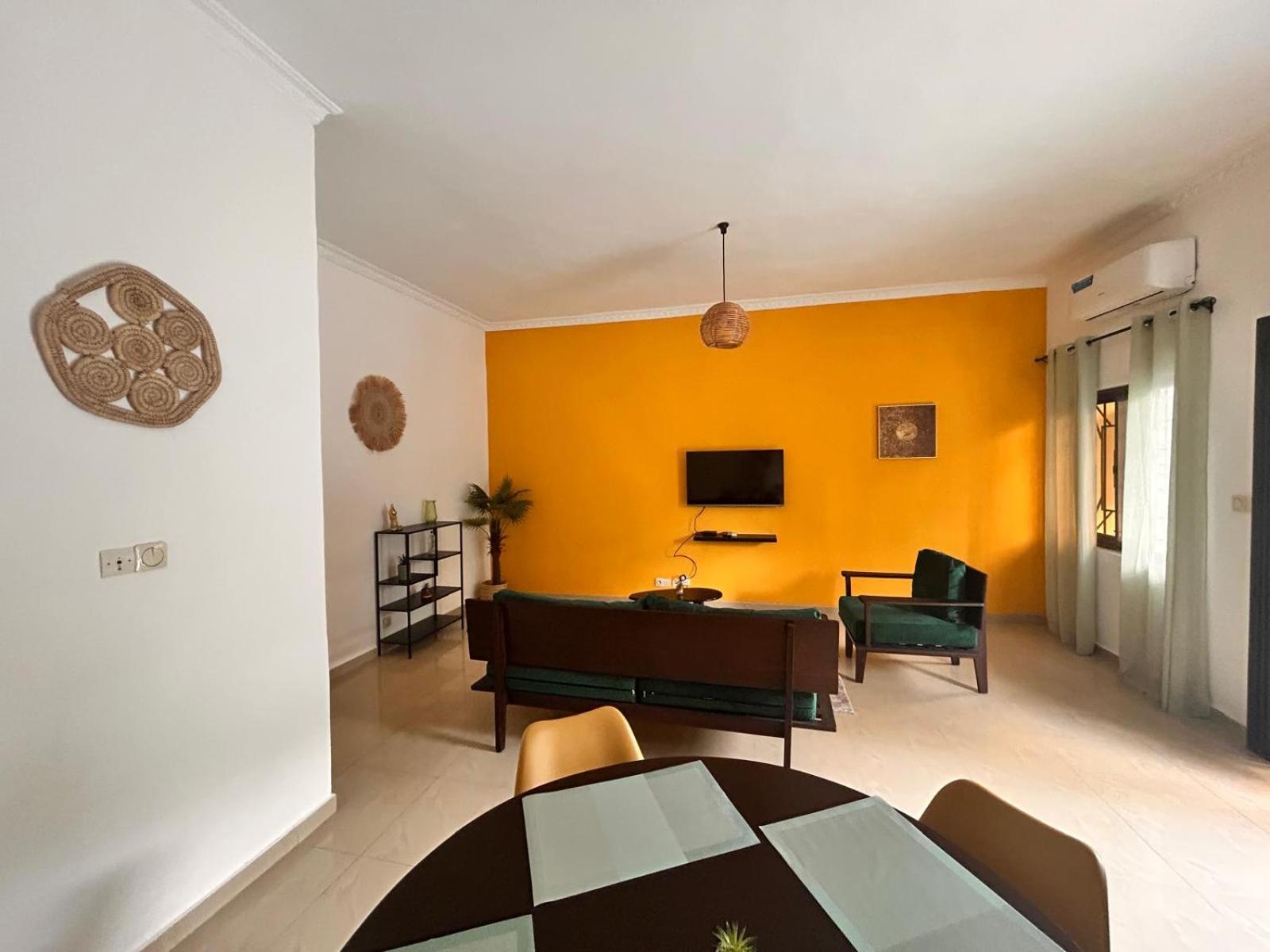 Apartment - Ground Floor photo 2
