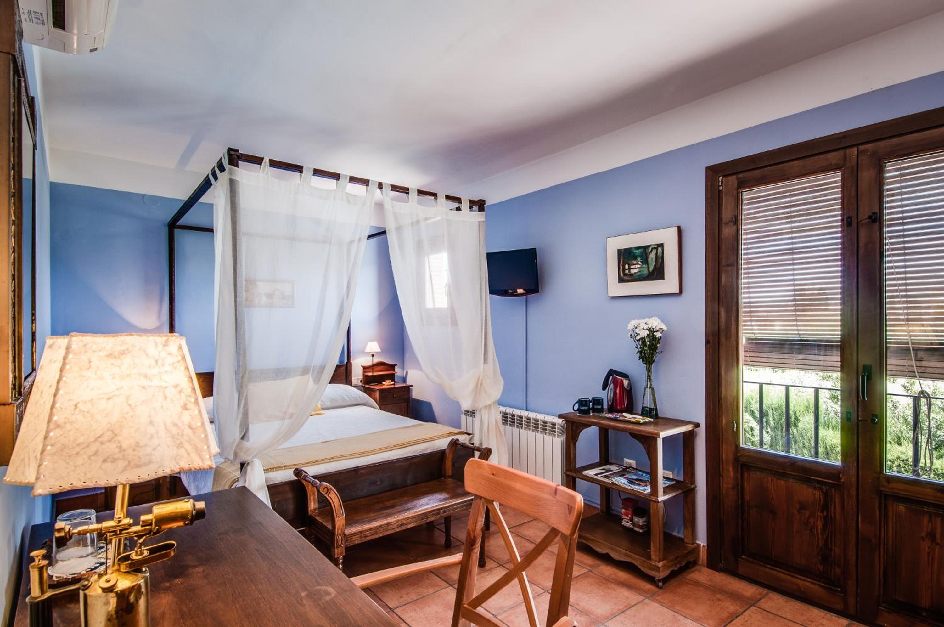 Double or Twin Room photo 2