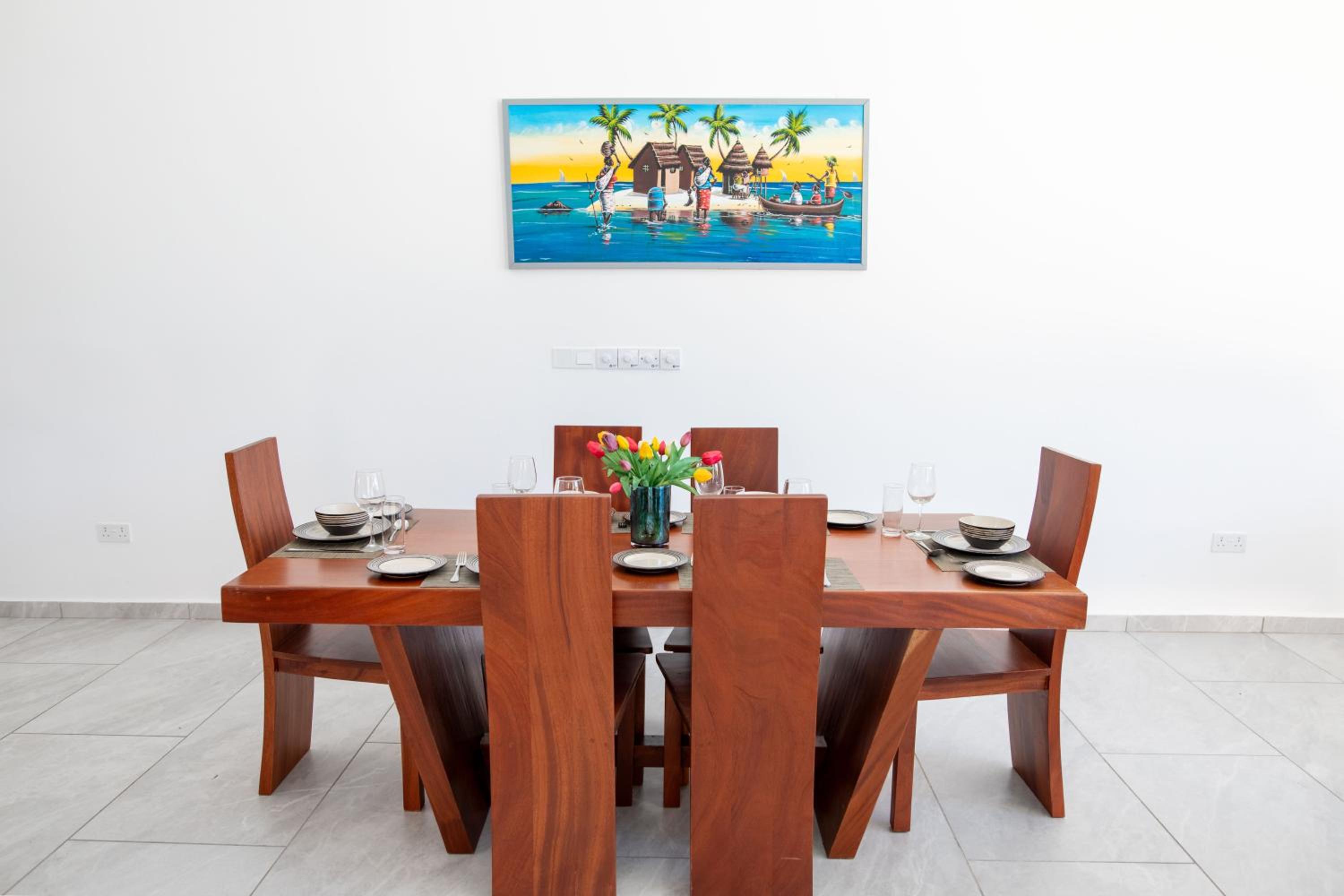 Three-Bedroom Villa photo 2