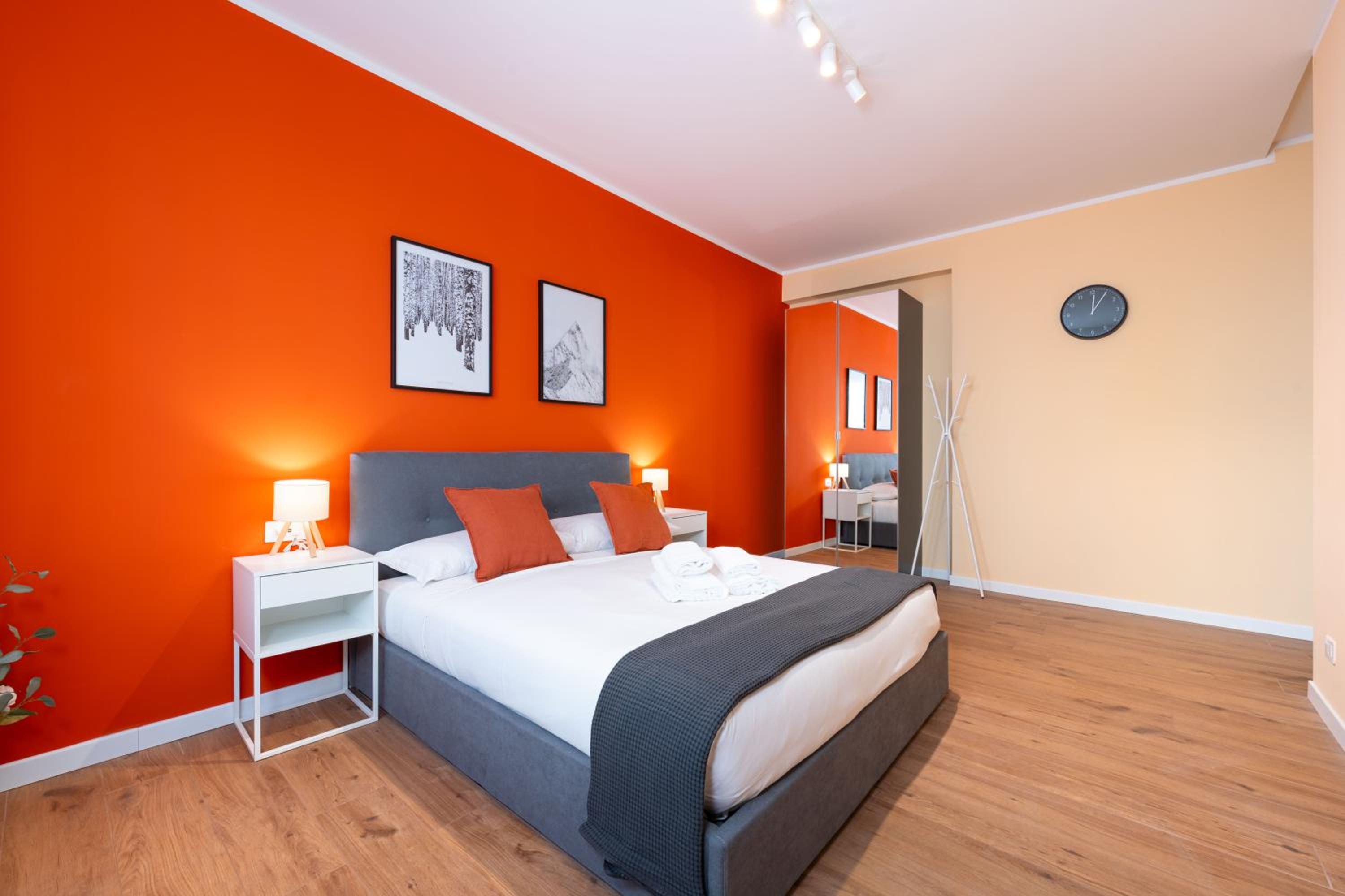 Deluxe Double Room with Shower