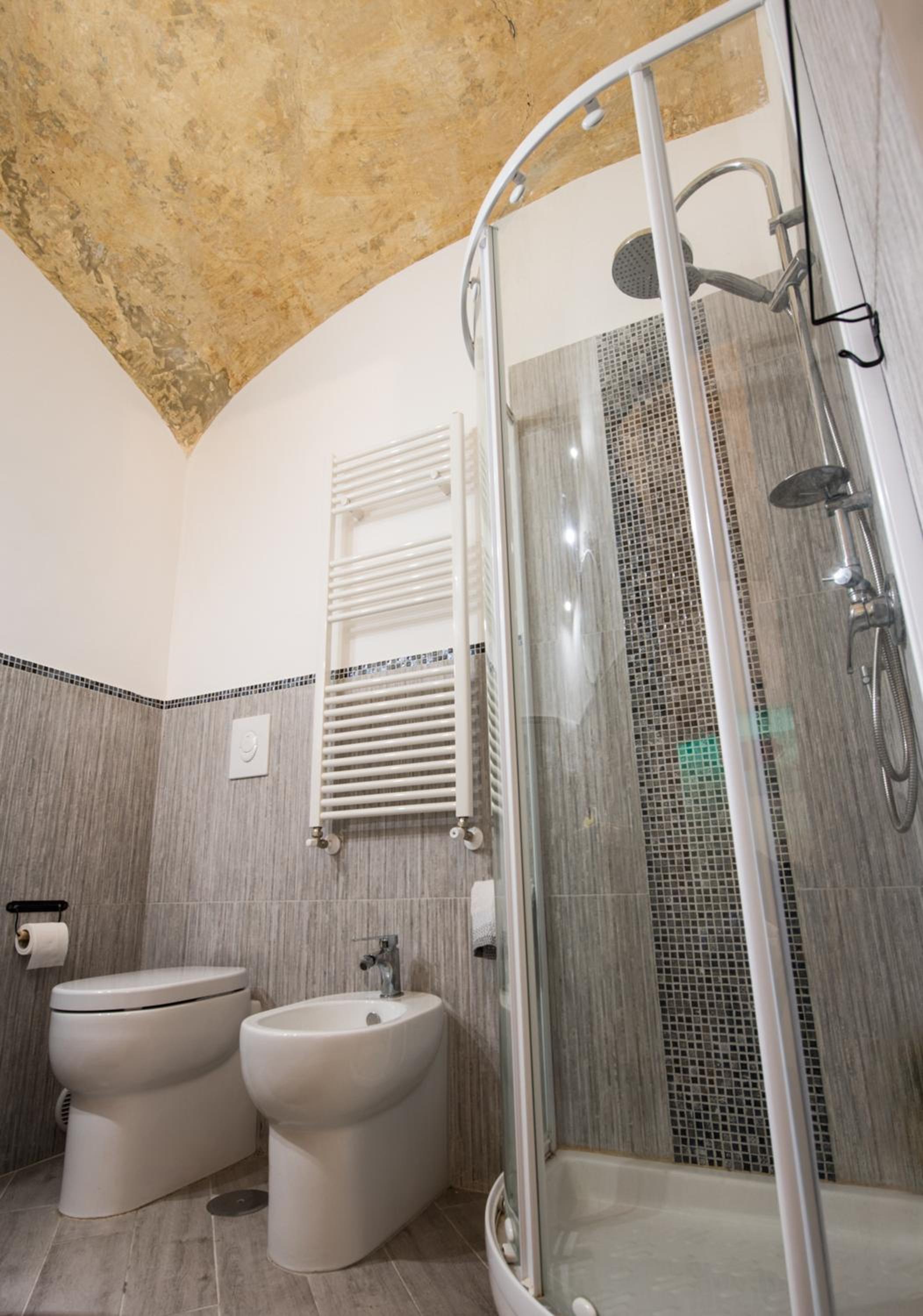 Triple Room - Photo 16