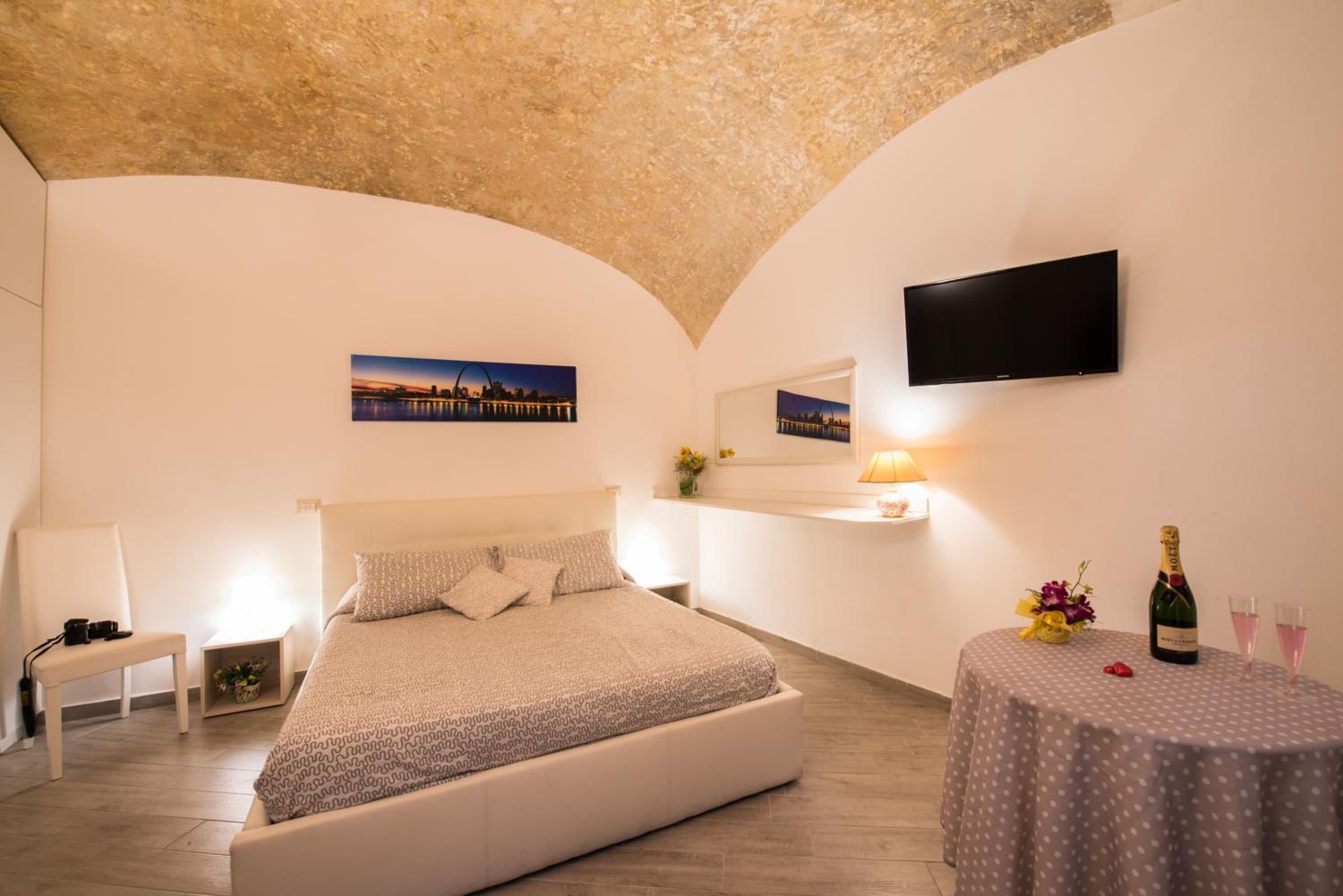 Triple Room - Photo 20