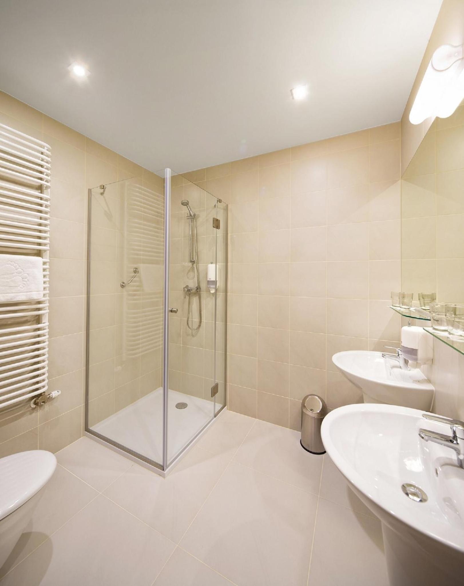 Family Suite (2 Adults + 2 Children) photo 2