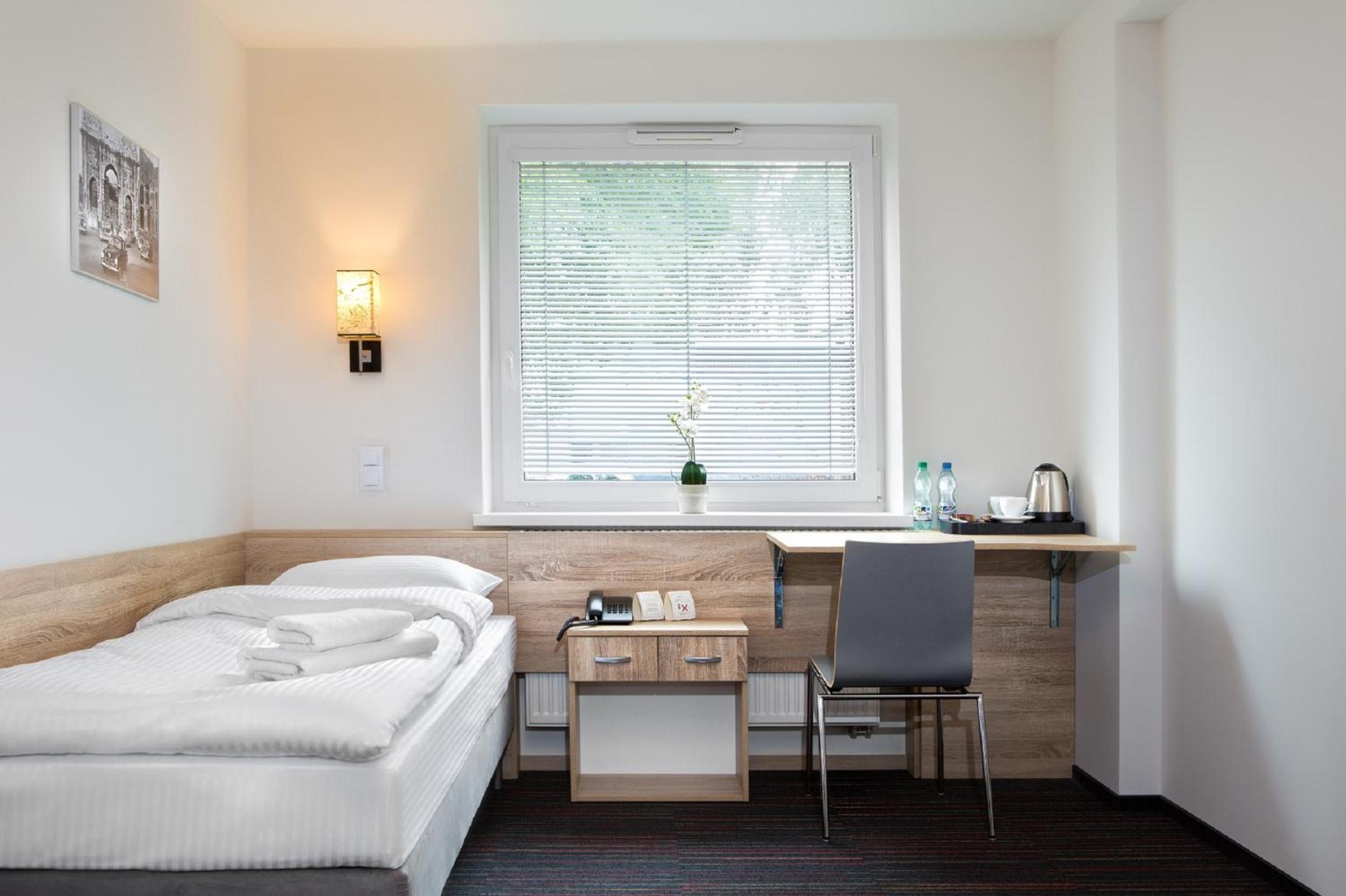 Classic Single Room with Extra Bed photo 1