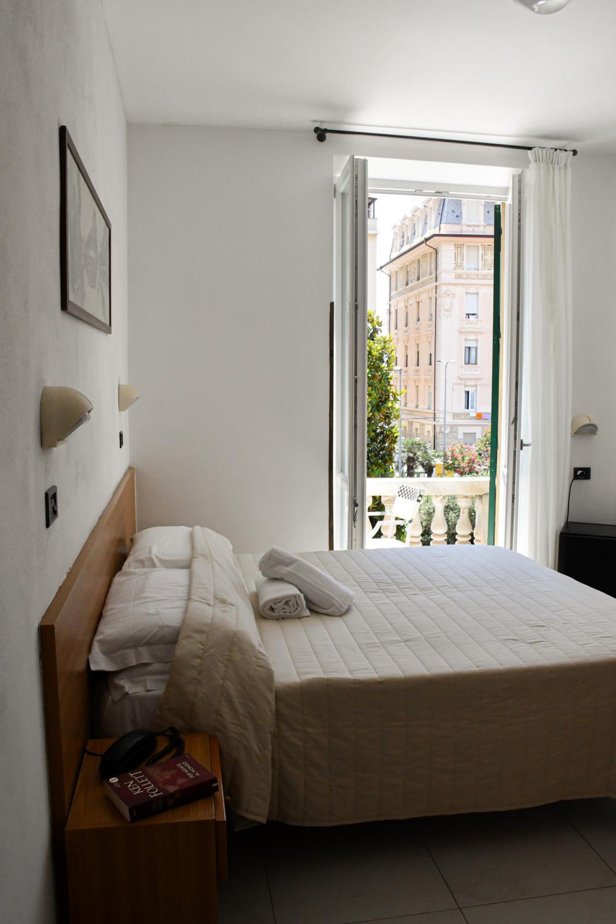 Double Room with Terrace