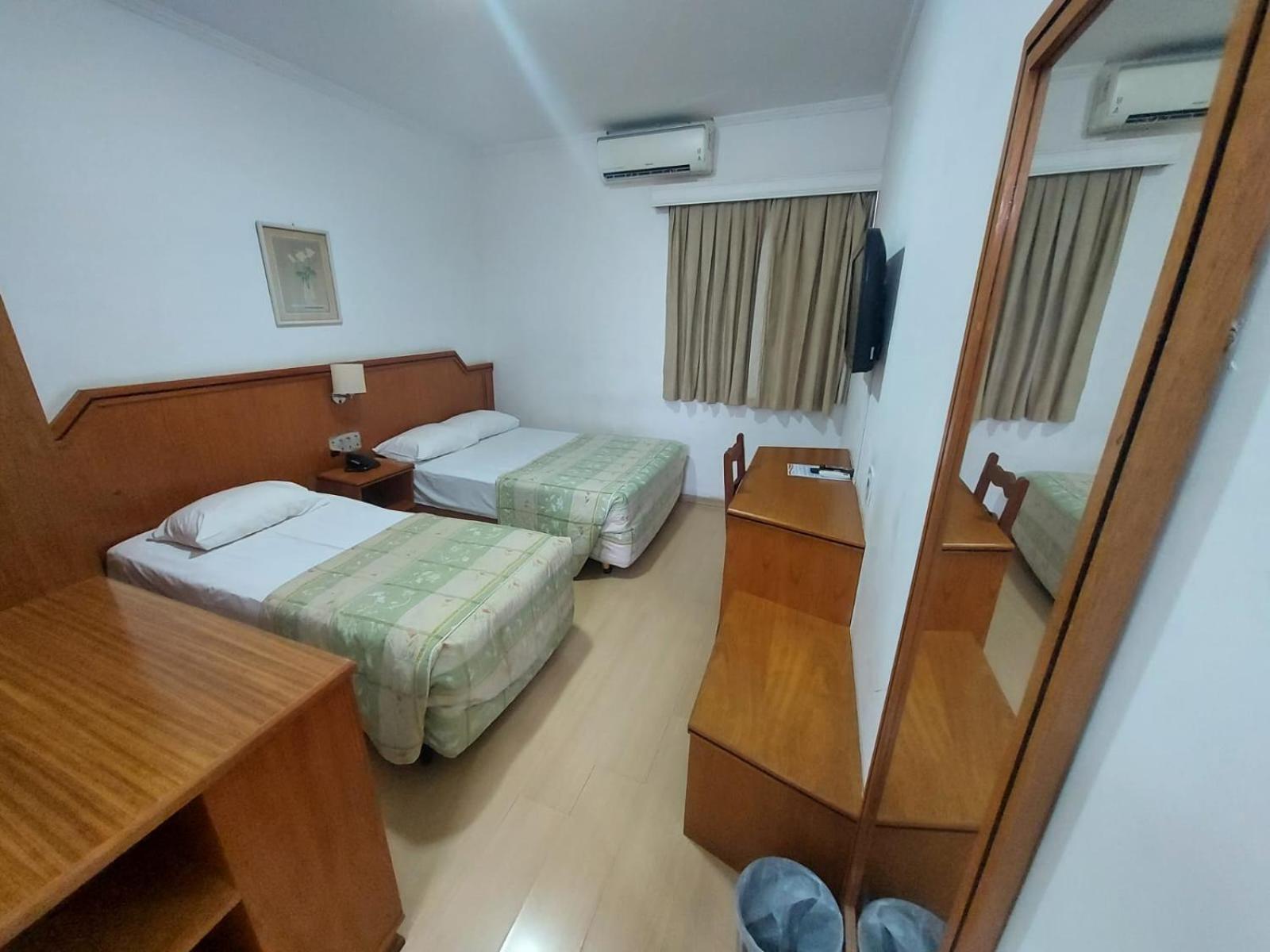 Basic Triple Room
