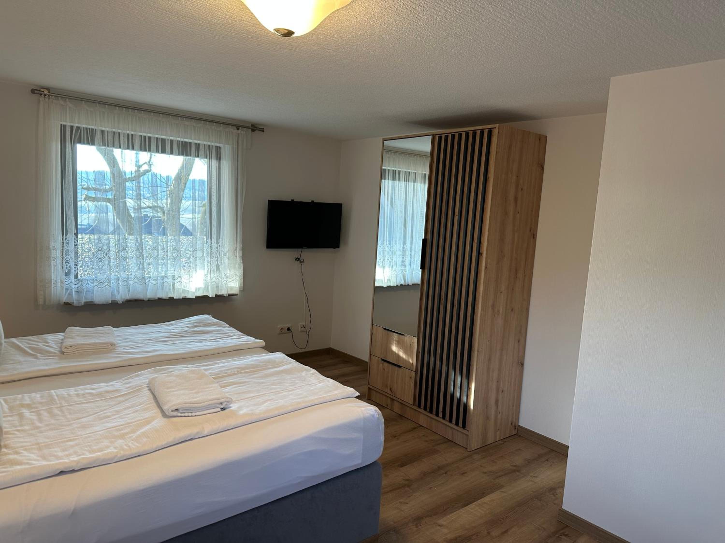 Small Double Room photo 3