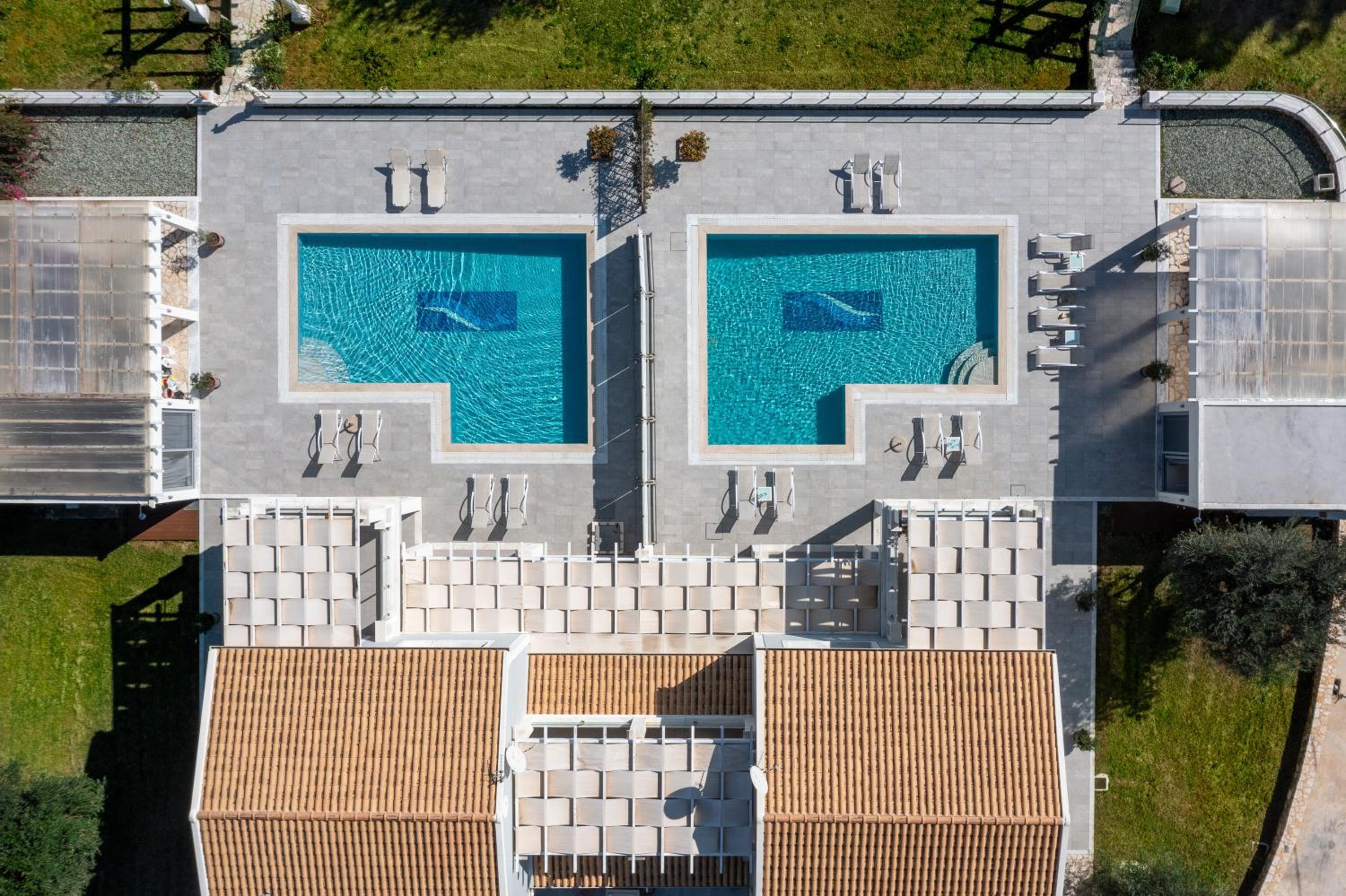 Villa - Beach Front