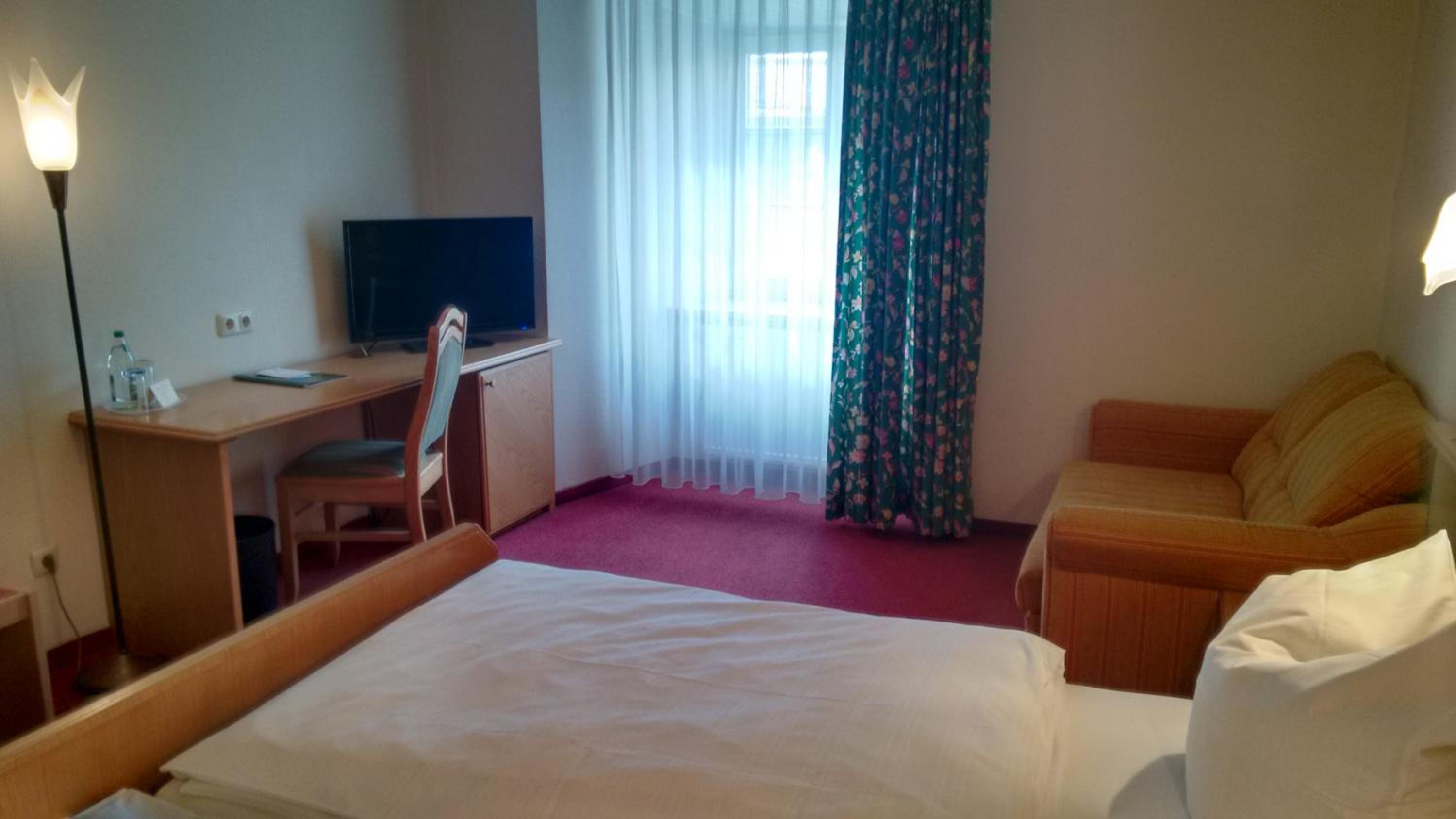 Double Room - Photo 1